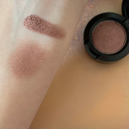 スモール アイシャドウ/M・A・C/単色アイシャドウを使ったクチコミ(3枚目)