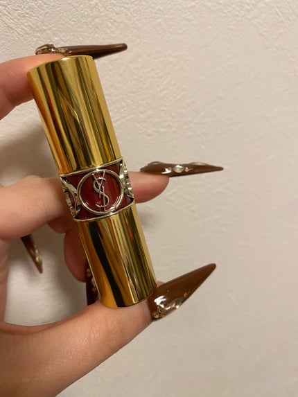 ルージュ ヴォリュプテ シャイン/YVES SAINT LAURENT BEAUTE/口紅を使ったクチコミ(2枚目)