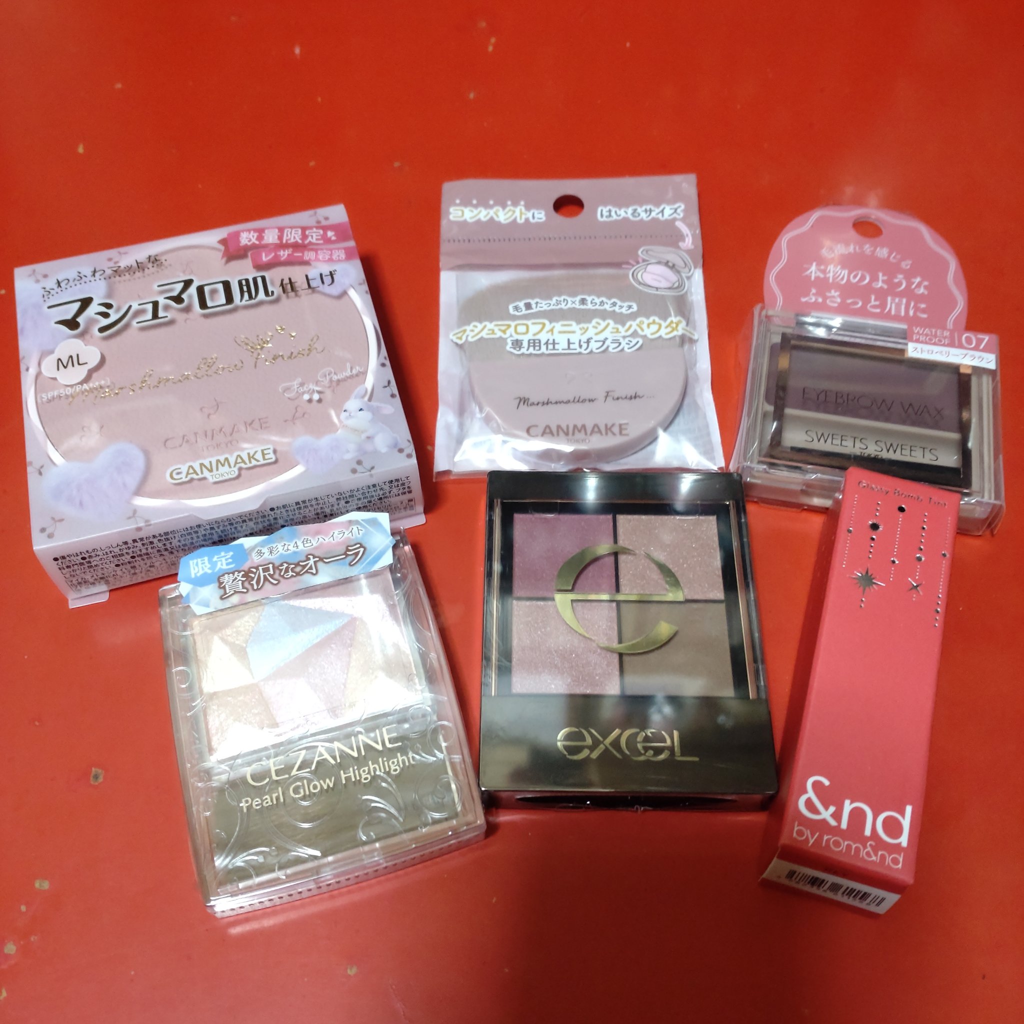 リアルクローズシャドウ/excel/アイシャドウパレットを使ったクチコミ（2枚目）