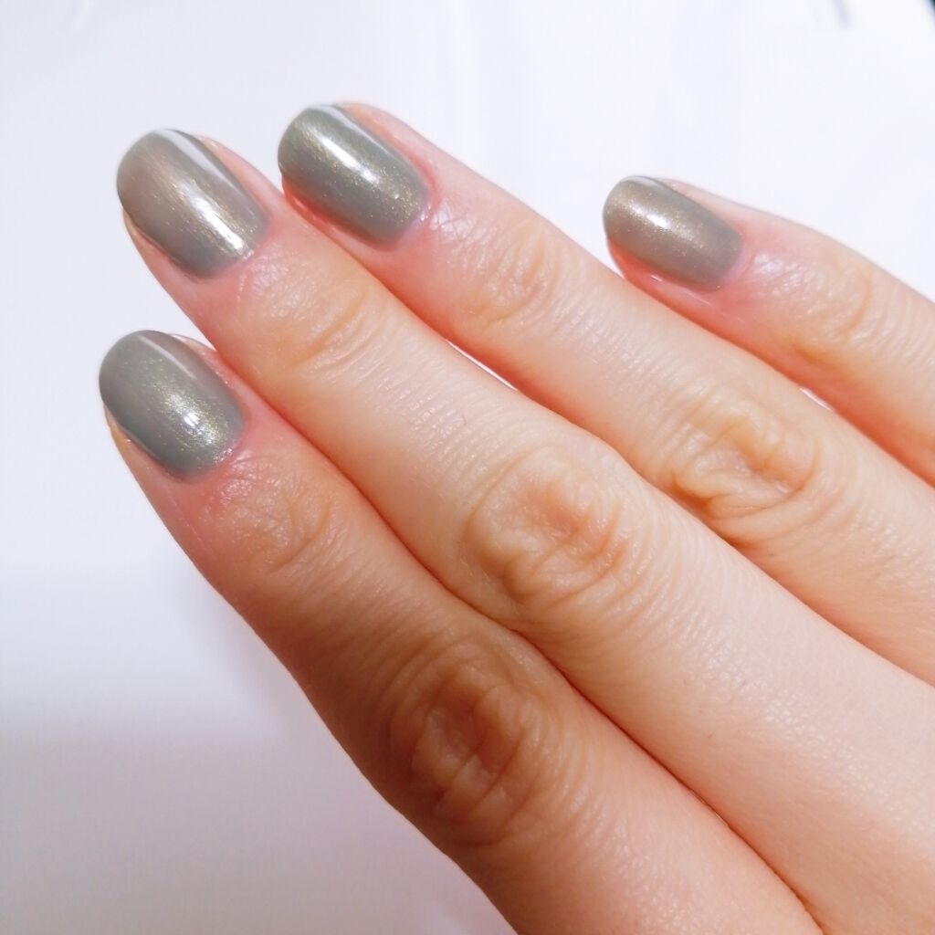 オサジ アップリフト ネイルカラー/OSAJI/マニキュアを使ったクチコミ（2枚目）