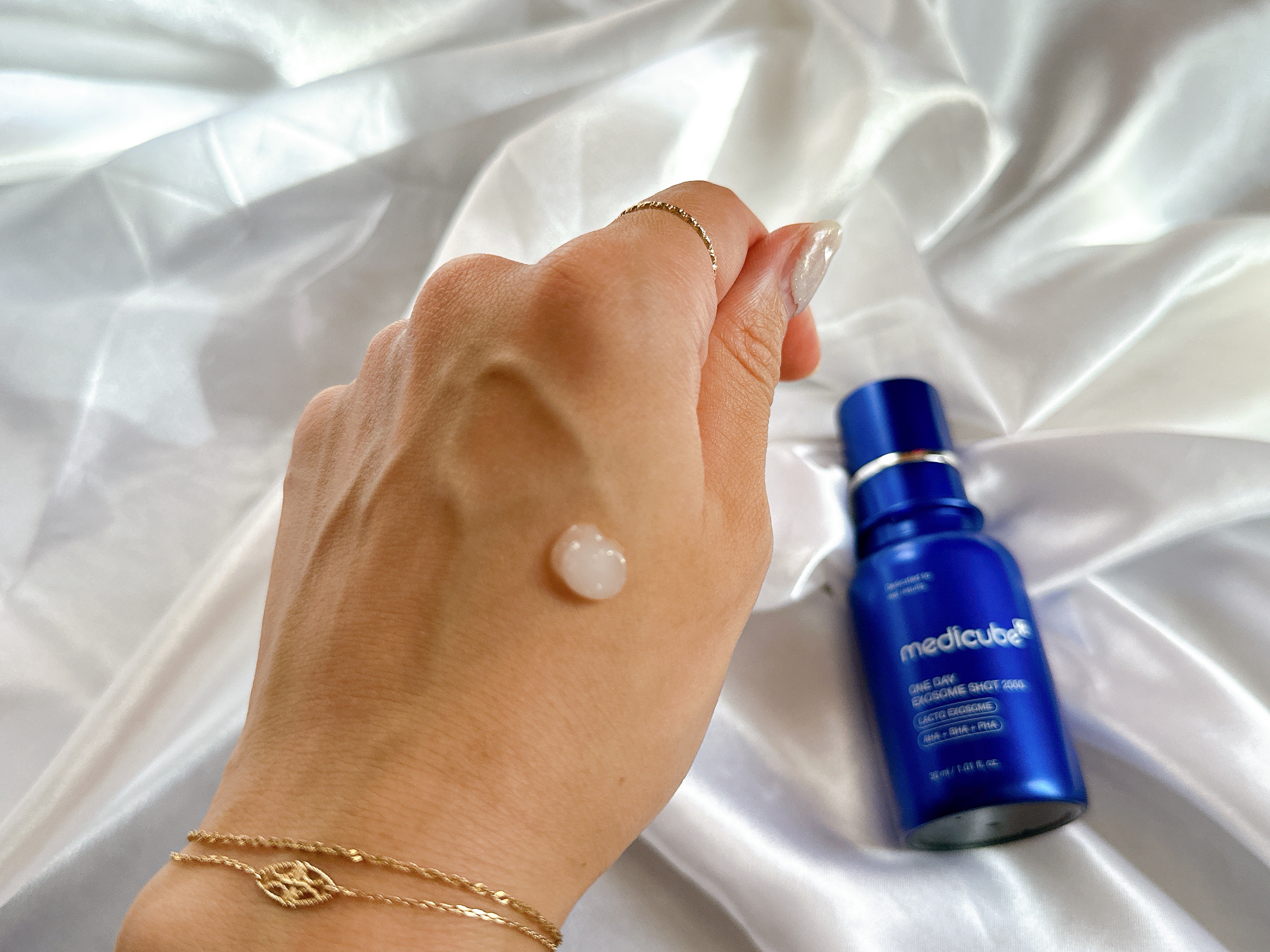 ゼロ1DAYエクソソームショット2000/MEDICUBE/美容液を使ったクチコミ（3枚目）