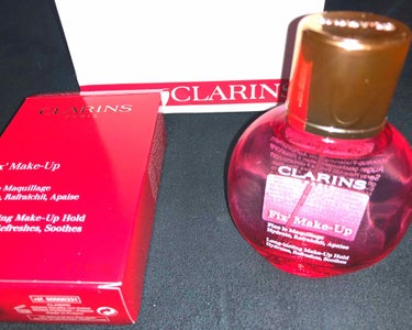 CLARINS Fix' Make-Up💄♡

前々から欲しかったミスト🤩

化粧仕上り後円を描くように
5プッシュほど顔にかけるだけ！！！！

化粧崩れしにくくなりました☻ 

#リピートコスメ 