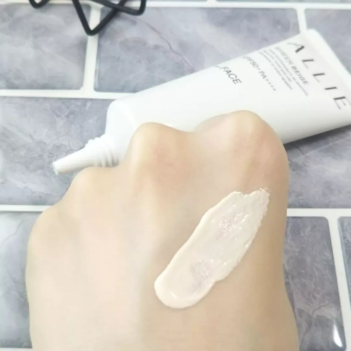 アリィー クロノビューティ カラーチューニングUV/アリィー/日焼け止めクリームを使ったクチコミ(4枚目)