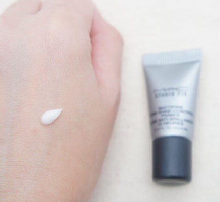 スタジオ フィックス マッティファイン シャイン コントロール プライマー/M・A・C/化粧下地を使ったクチコミ(1枚目)