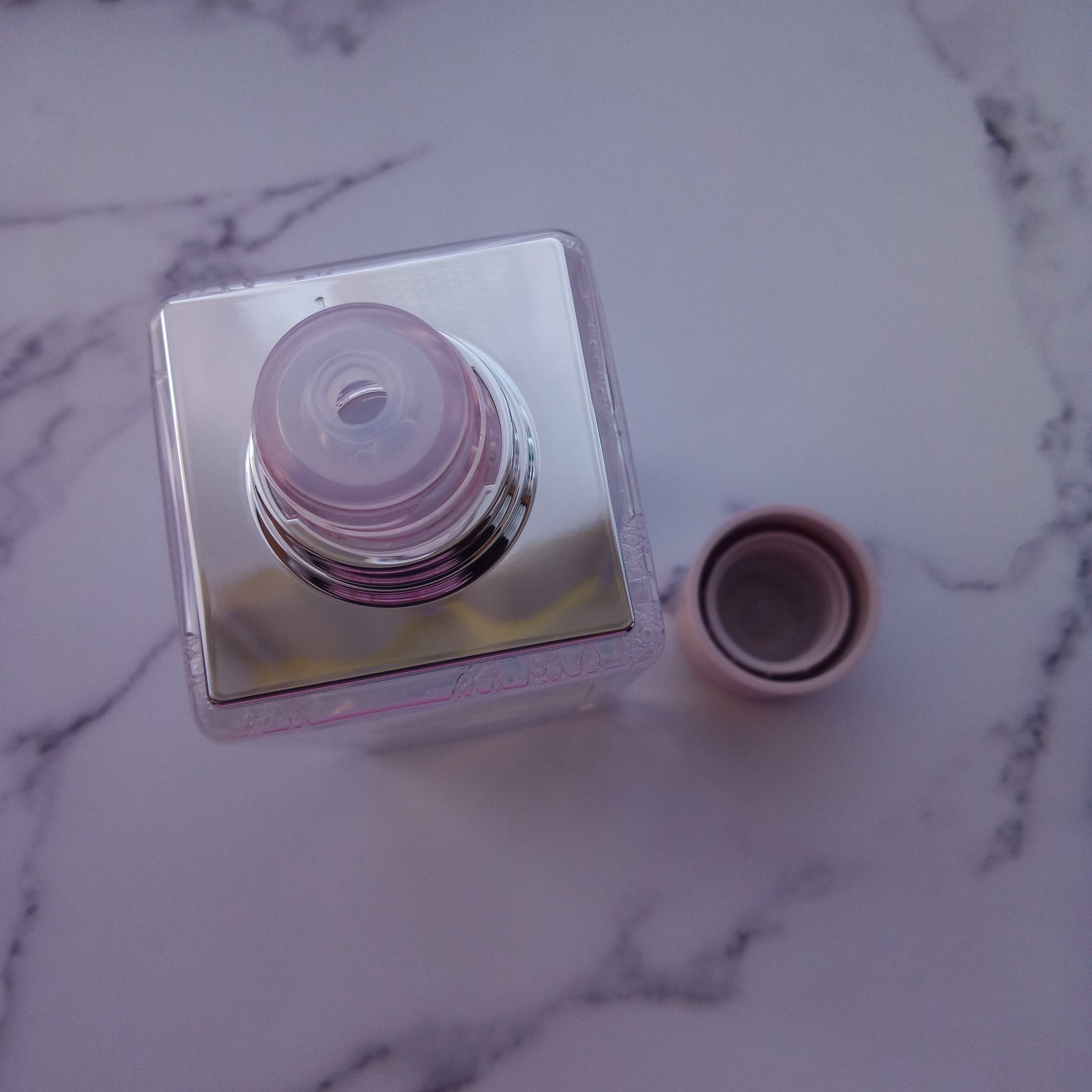 イドラクラリティ　薬用 トリートメント エッセンス ウォーター/DECORTÉ/化粧水を使ったクチコミ（3枚目）