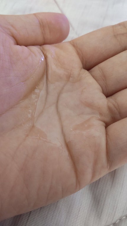 ヘアビタミン ブラック(ブラックシャイン)/Sasha/ヘアオイルを使ったクチコミ(7枚目)