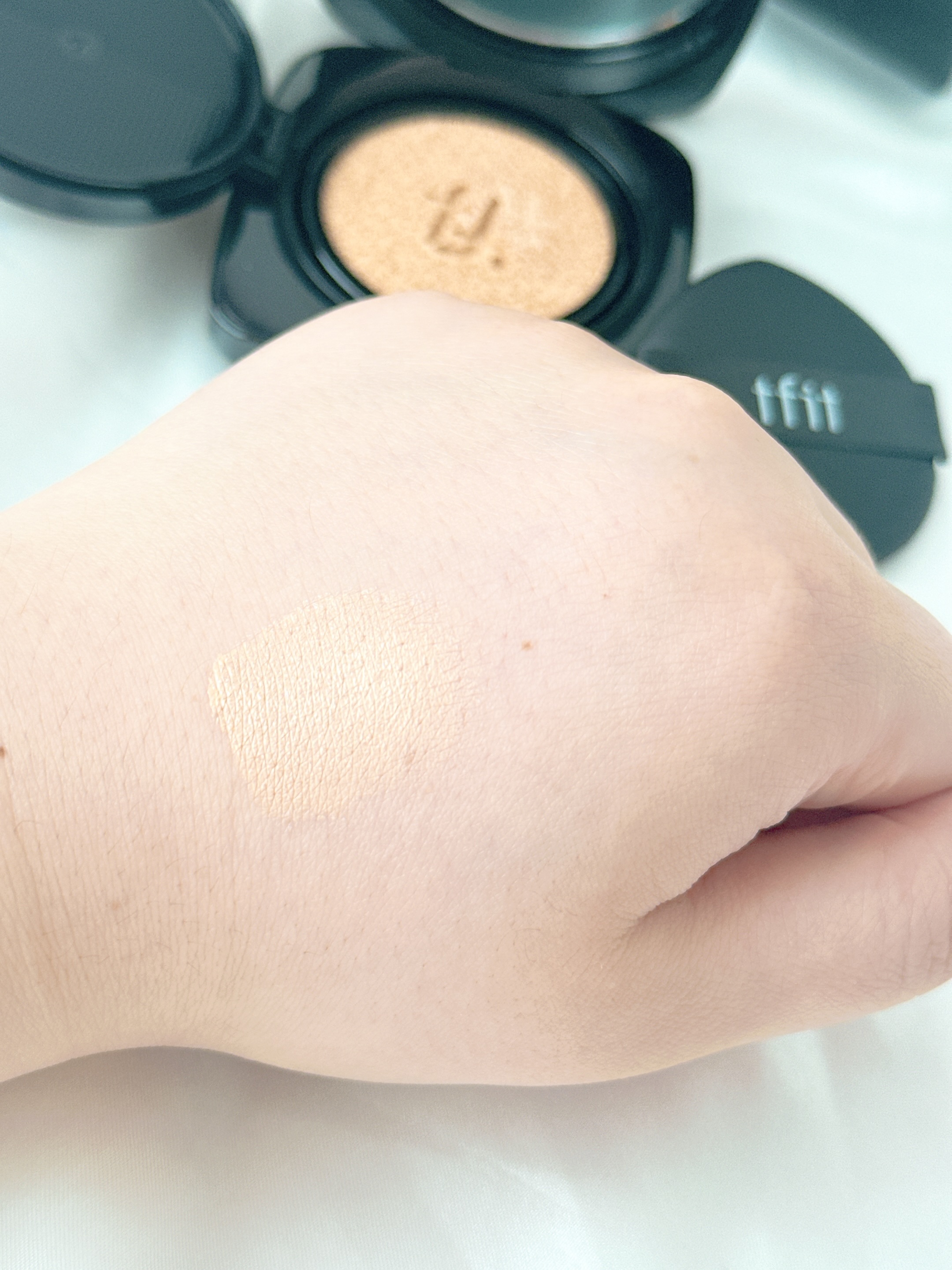 レイヤリングフィット グロークッションEX/TFIT/クッションファンデーションを使ったクチコミ（3枚目）