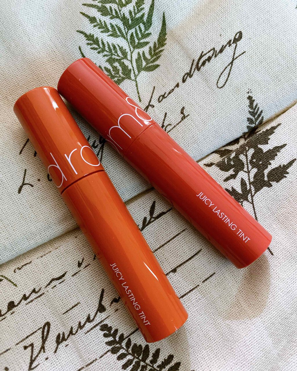 ジューシーラスティングティント/rom&nd/リップティントを使ったクチコミ(2枚目)