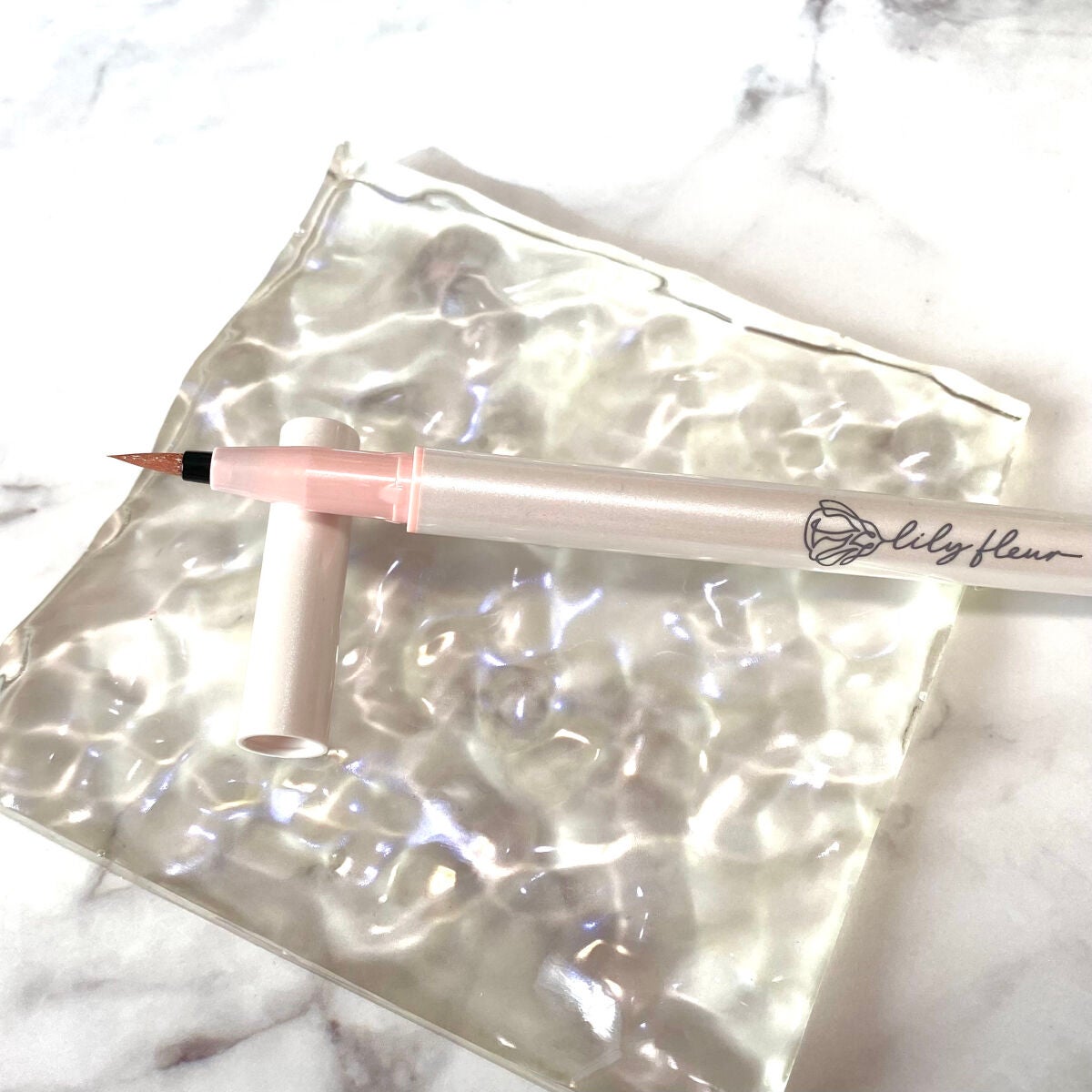 カラーミーツ アイライナーL /リリーフルール/リキッドアイライナーを使ったクチコミ(4枚目)