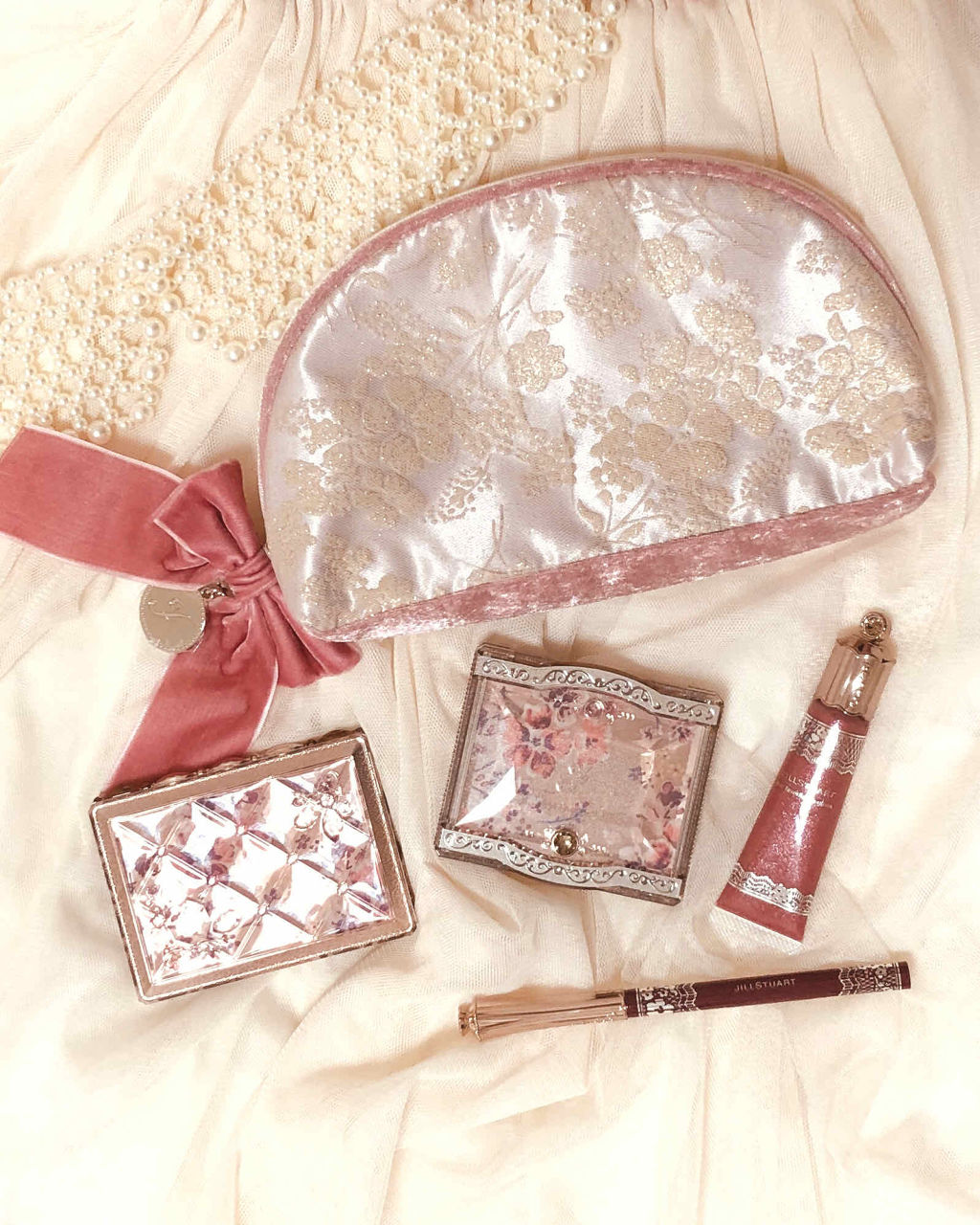 ロイヤル＆アーバンプリンセス コレクション/JILL STUART/メイクアップキットを使ったクチコミ（1枚目）