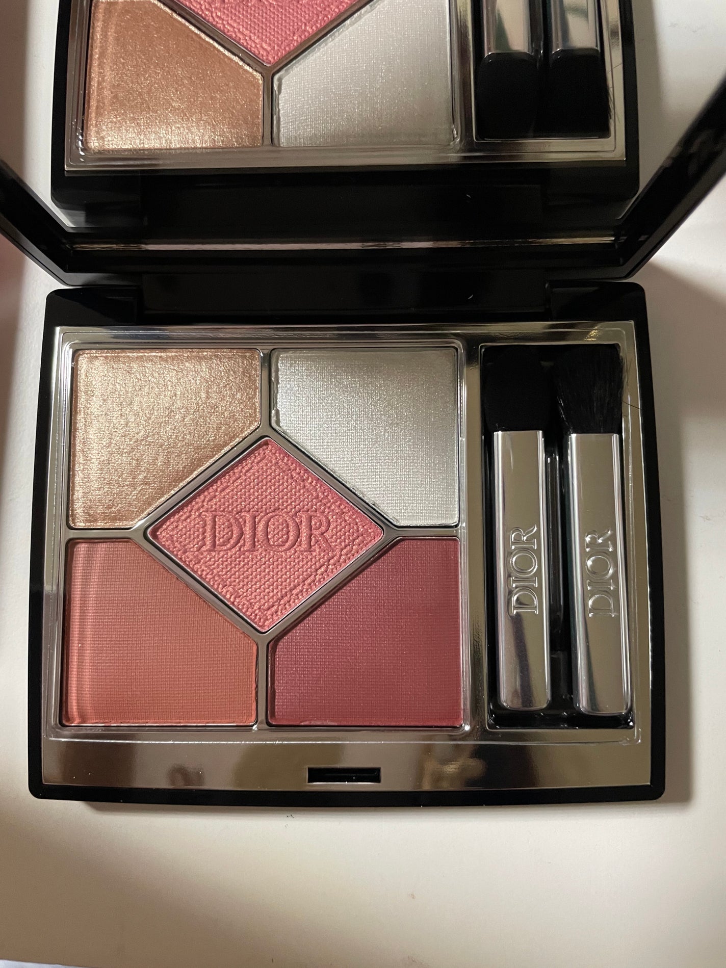 ディオールショウ サンク クルール/Dior/アイシャドウを使ったクチコミ(1枚目)
