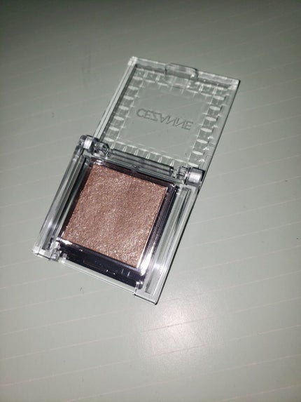 シングルカラーアイシャドウ/CEZANNE/単色アイシャドウを使ったクチコミ(2枚目)