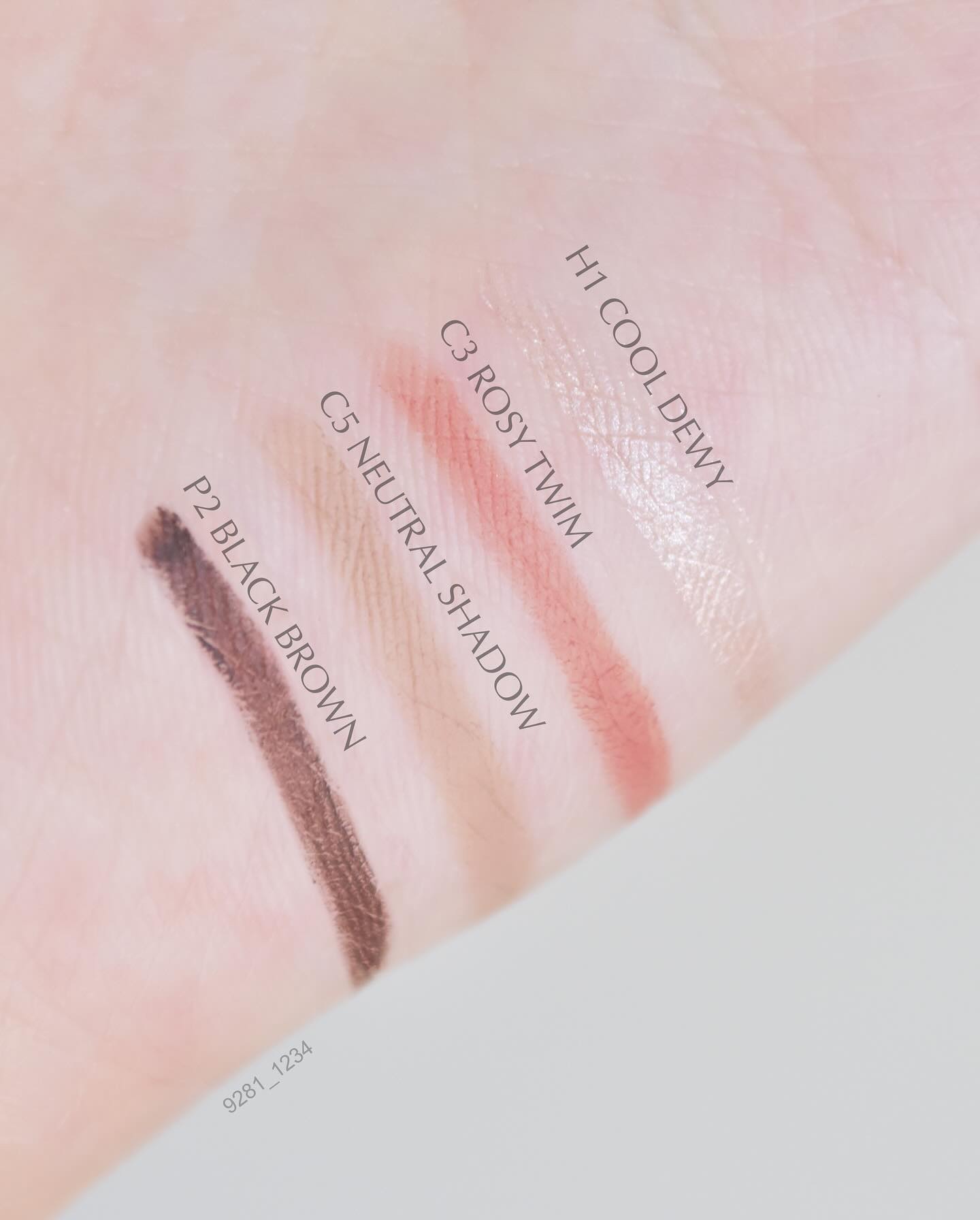 ドットオンムードコントゥアアイライナースリム/Heart Percent/ジェルアイライナーを使ったクチコミ（2枚目）