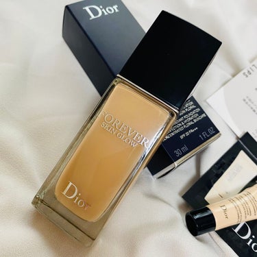 ディオールスキン フォーエヴァー フルイド グロウ/Dior/リキッドファンデーションを使ったクチコミ（2枚目）