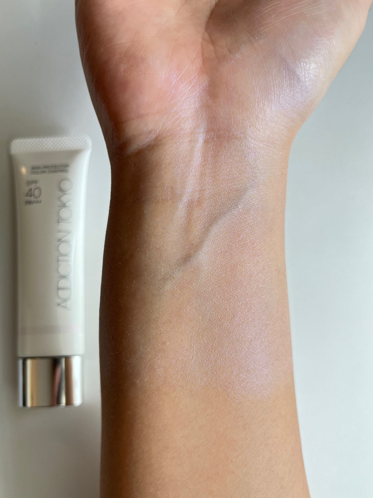 アディクション スキンプロテクター カラーコントロール SPF 40 PA+++/ADDICTION/化粧下地を使ったクチコミ(3枚目)