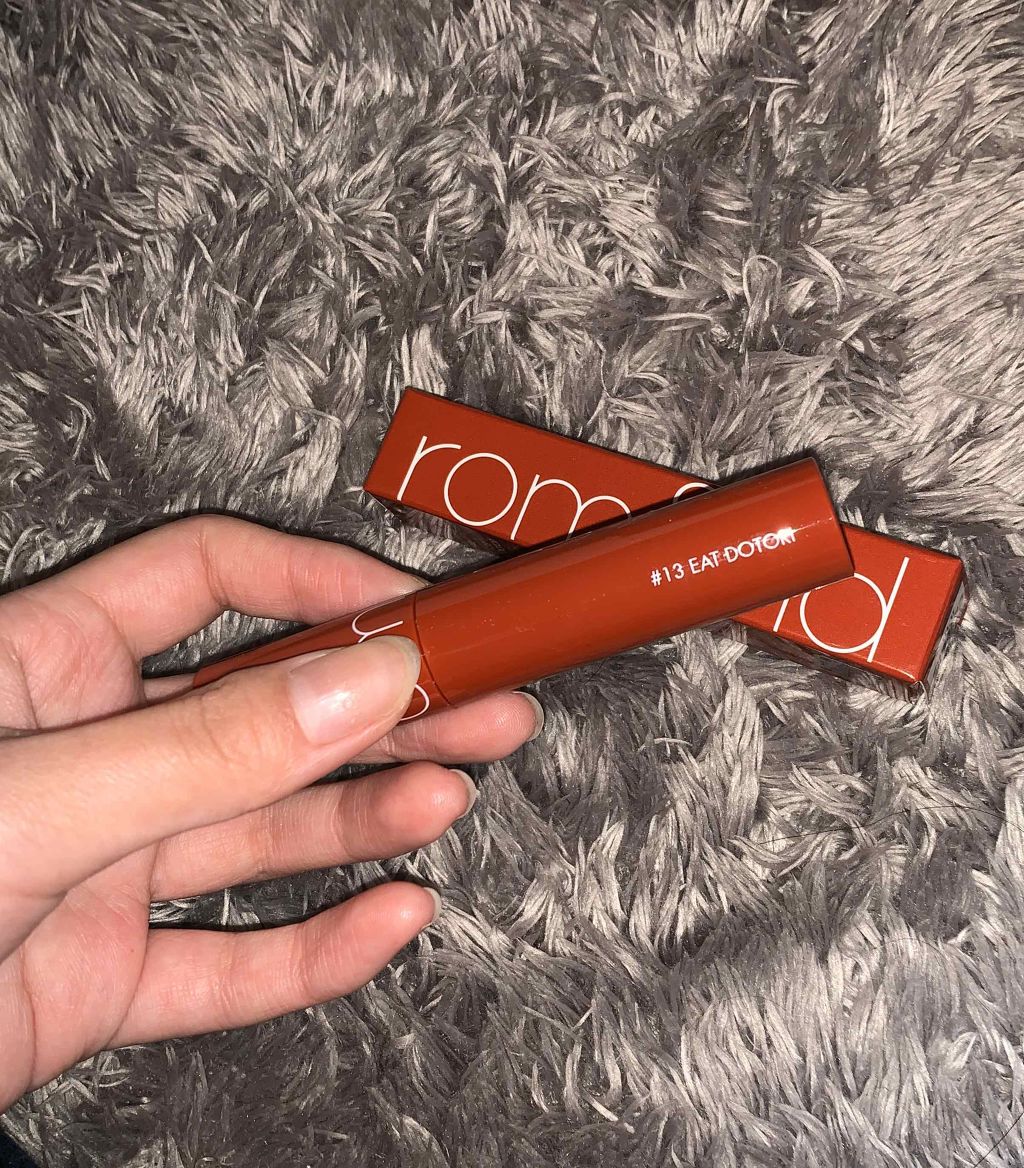 ジューシーラスティングティント/rom&nd/リップティントを使ったクチコミ(2枚目)