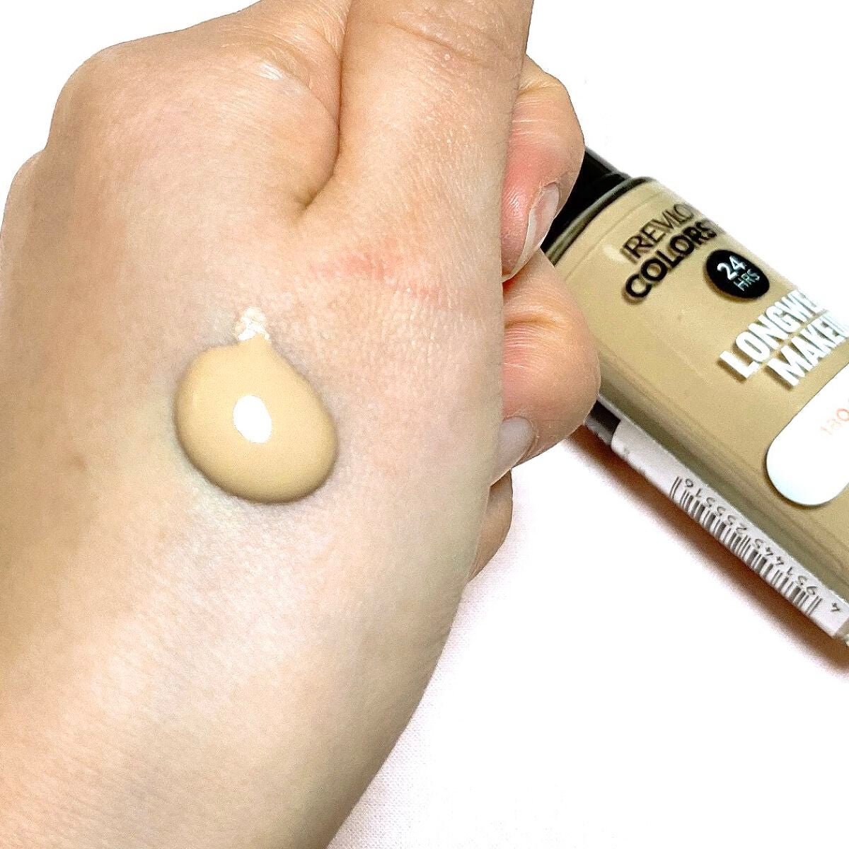 カラーステイ ロングウェア メイクアップ/REVLON/リキッドファンデーションを使ったクチコミ(9枚目)
