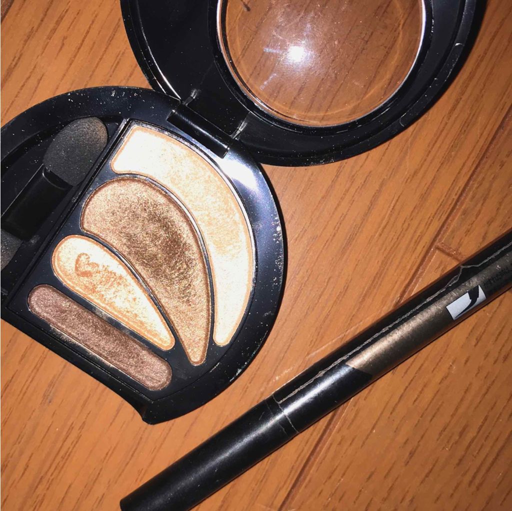 ビッグアイ シャドウ/MAYBELLINE NEW YORK/アイシャドウパレットを使ったクチコミ（2枚目）