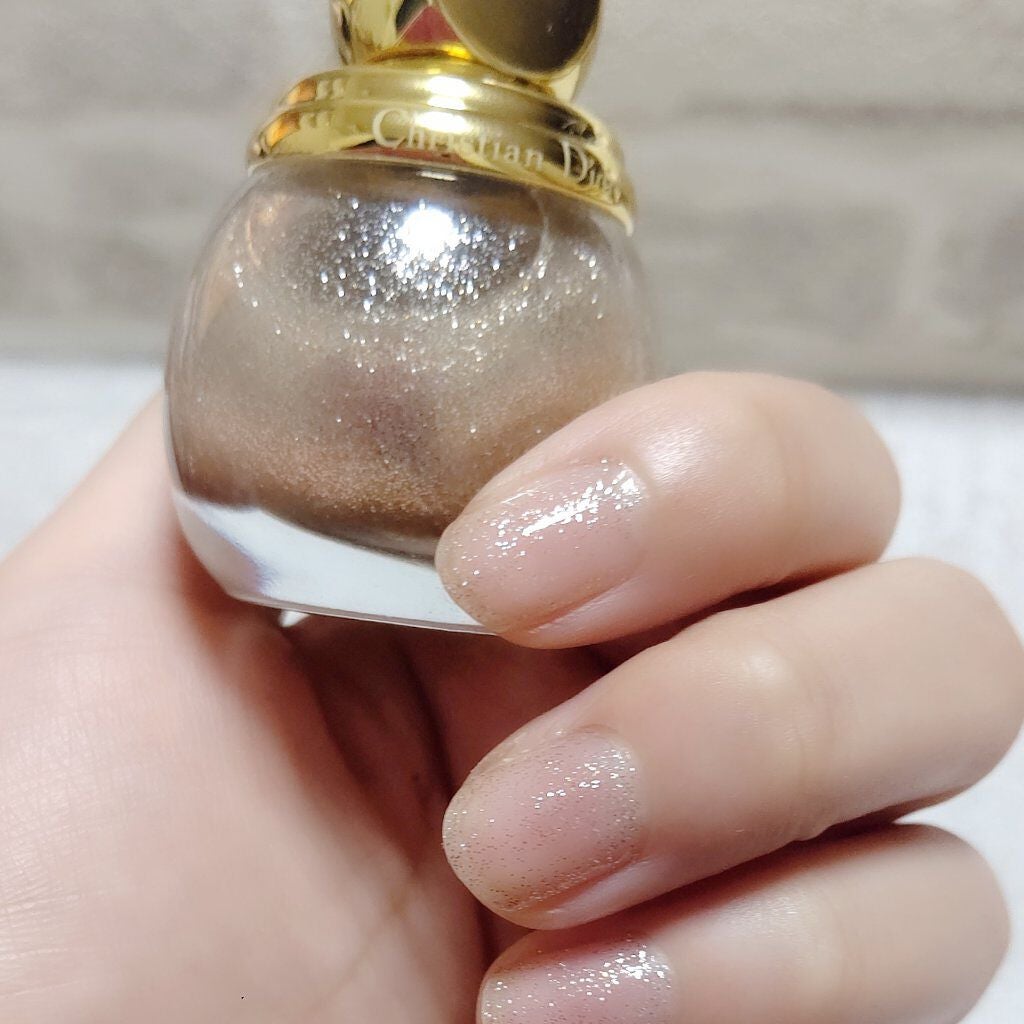 ディオリフィック グリッター トップ コート/Dior/ネイルトップコートを使ったクチコミ(4枚目)