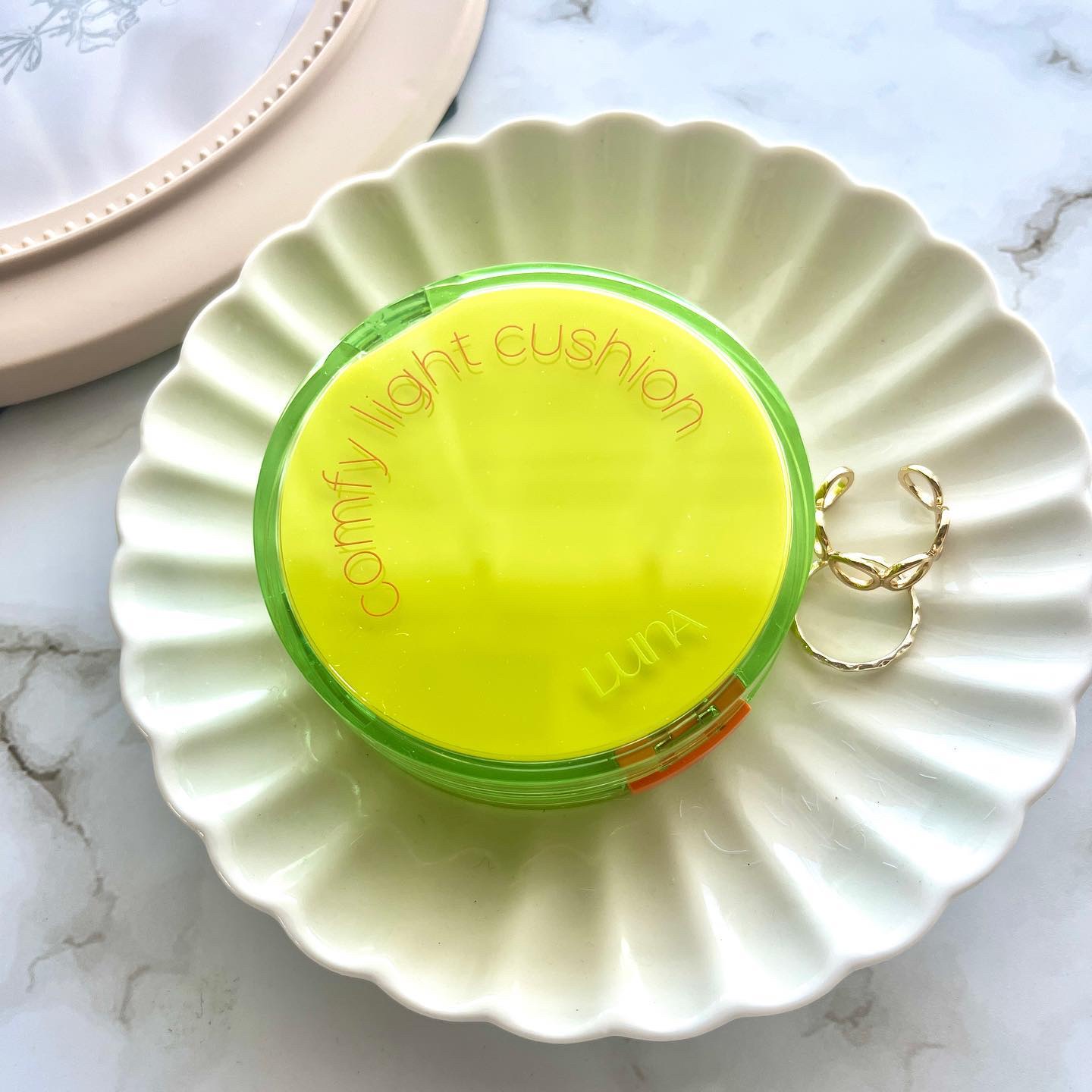 コンフィーライトクッション/LUNA/クッションファンデーションを使ったクチコミ（1枚目）