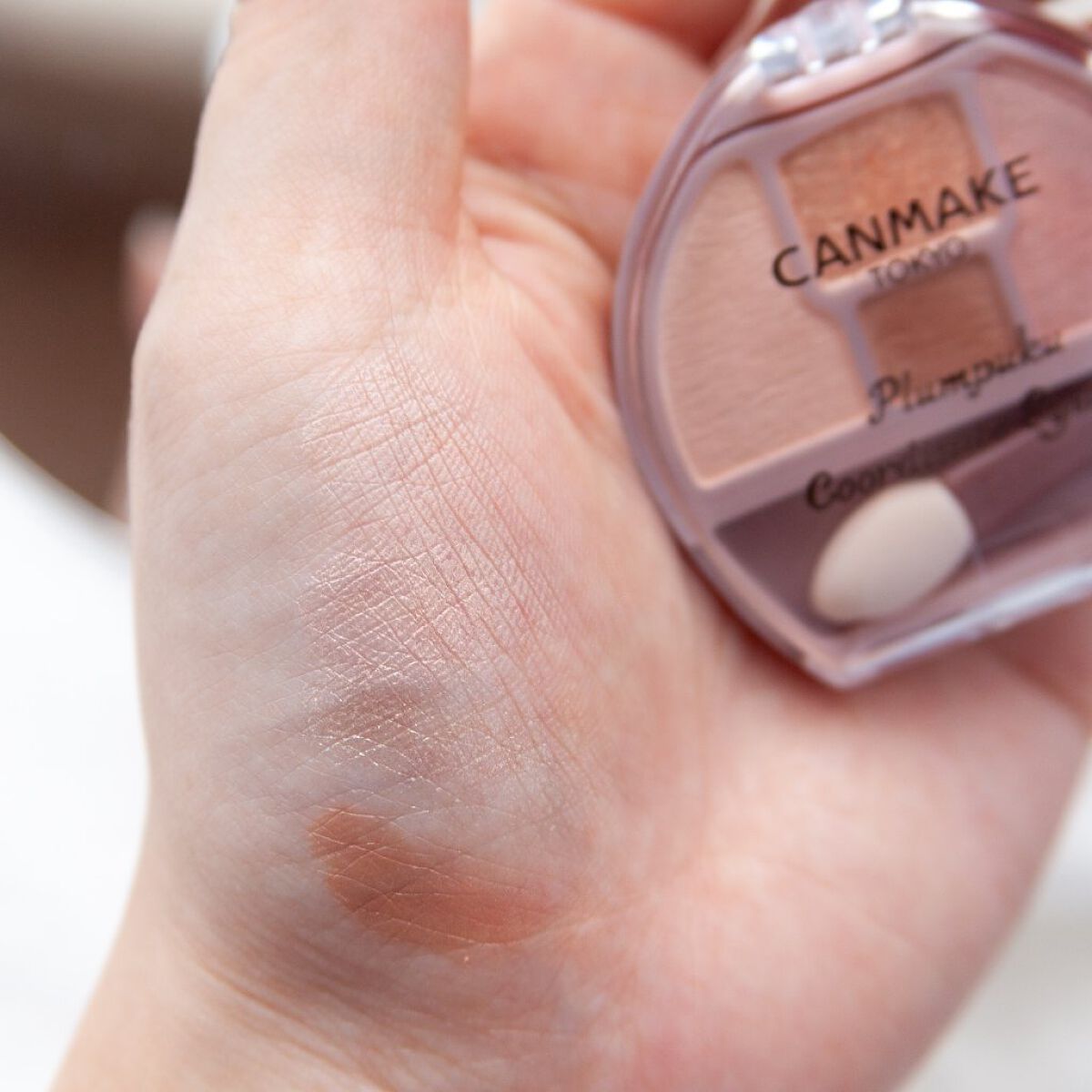 プランぷくコーデアイズ/キャンメイク/パウダーアイシャドウを使ったクチコミ(3枚目)