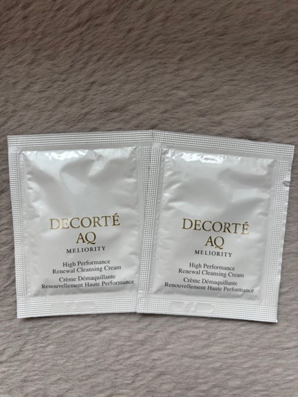Pooh/フォロバ100◎ on LIPS 「□DECORTÉAQミリオリティリペアクレンジングクリームn□..」(1枚目)
