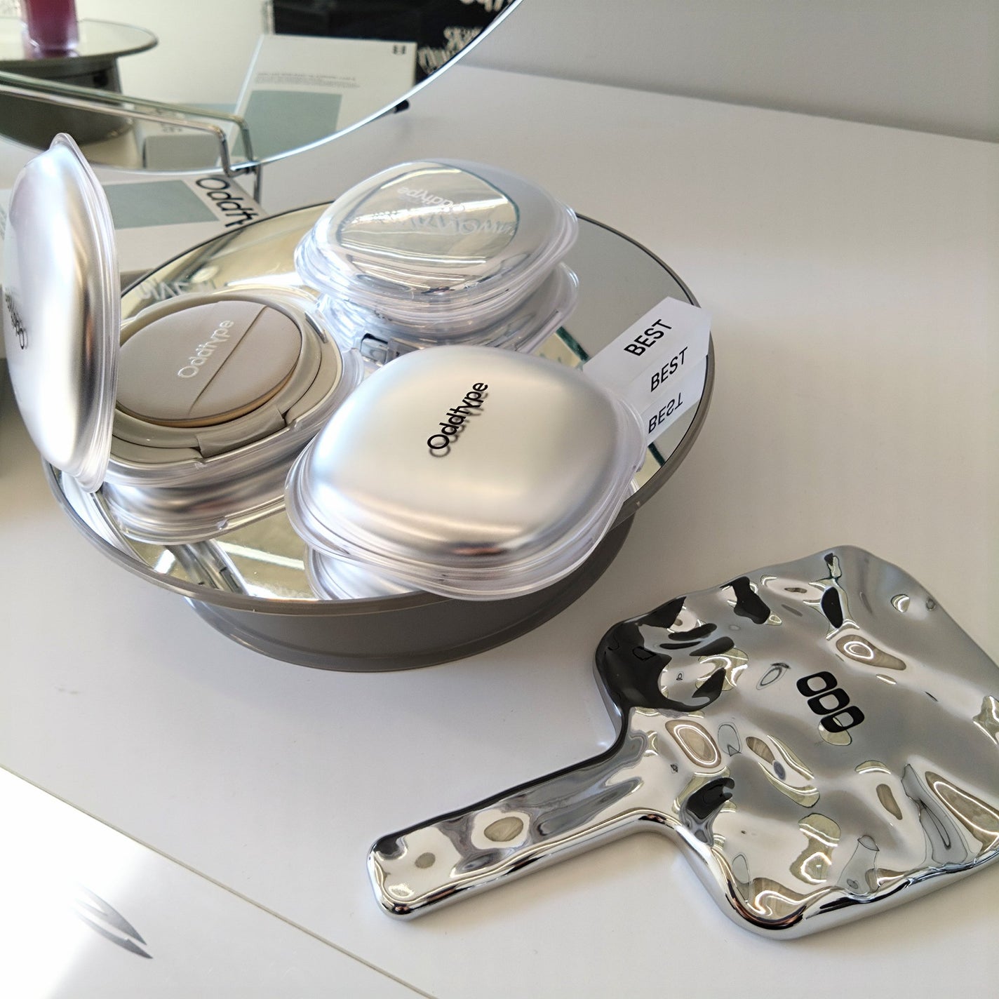 MINMIN on LIPS 「韓国のファッションプラットフォーム「MUSINSA(ムシンサ)..」(3枚目)