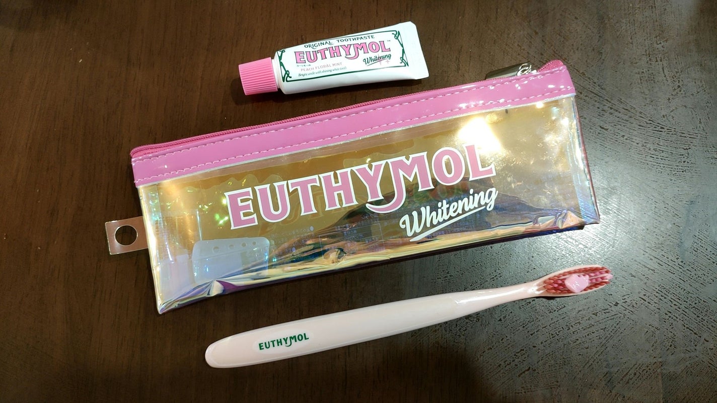 コスメオタク🪞フォロバ100%🎀 on LIPS 「ピンク好きさんにおすすめの歯ブラシと歯磨き粉🪥歯磨き粉のロゴは..」(1枚目)