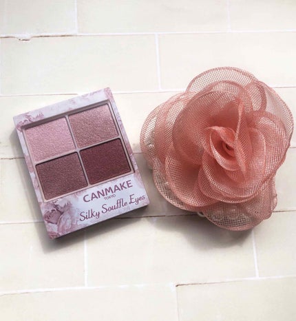 シルキースフレアイズ/キャンメイク/アイシャドウパレットを使ったクチコミ(3枚目)