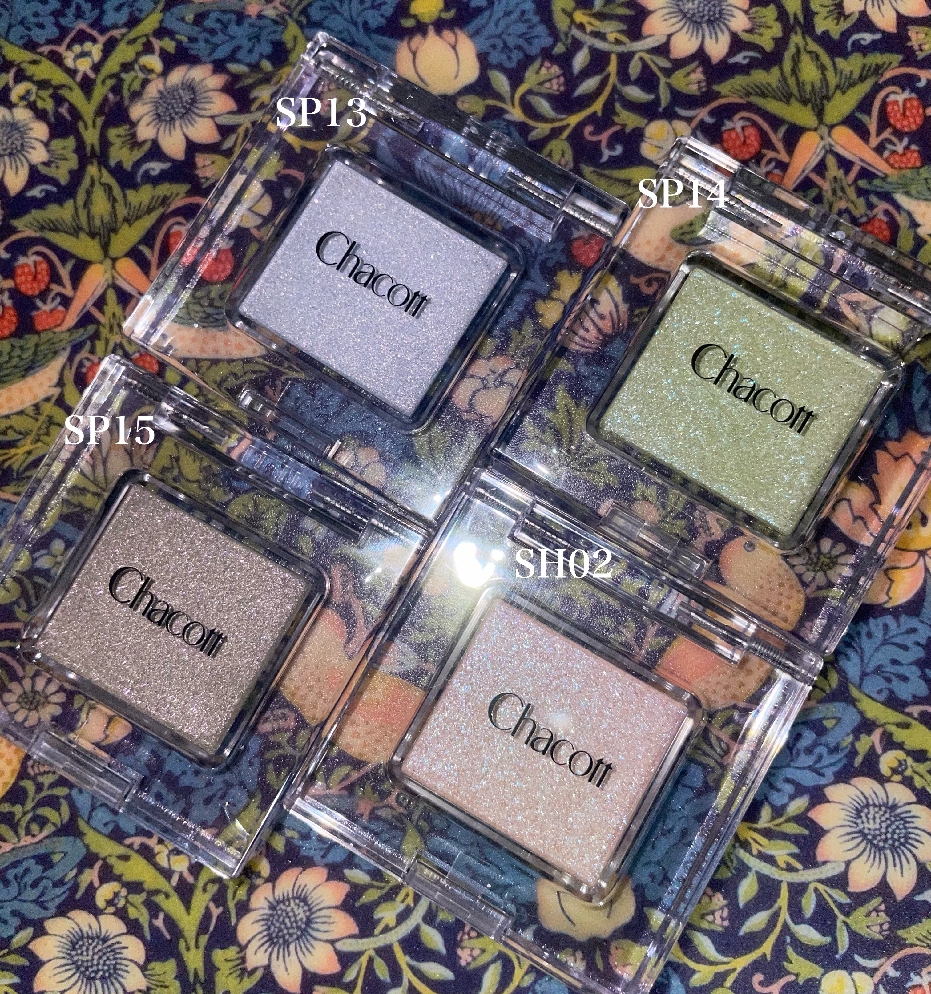 マルチカラーバリエーション スパークル/チャコット・コスメティクス/単色アイシャドウを使ったクチコミ（1枚目）