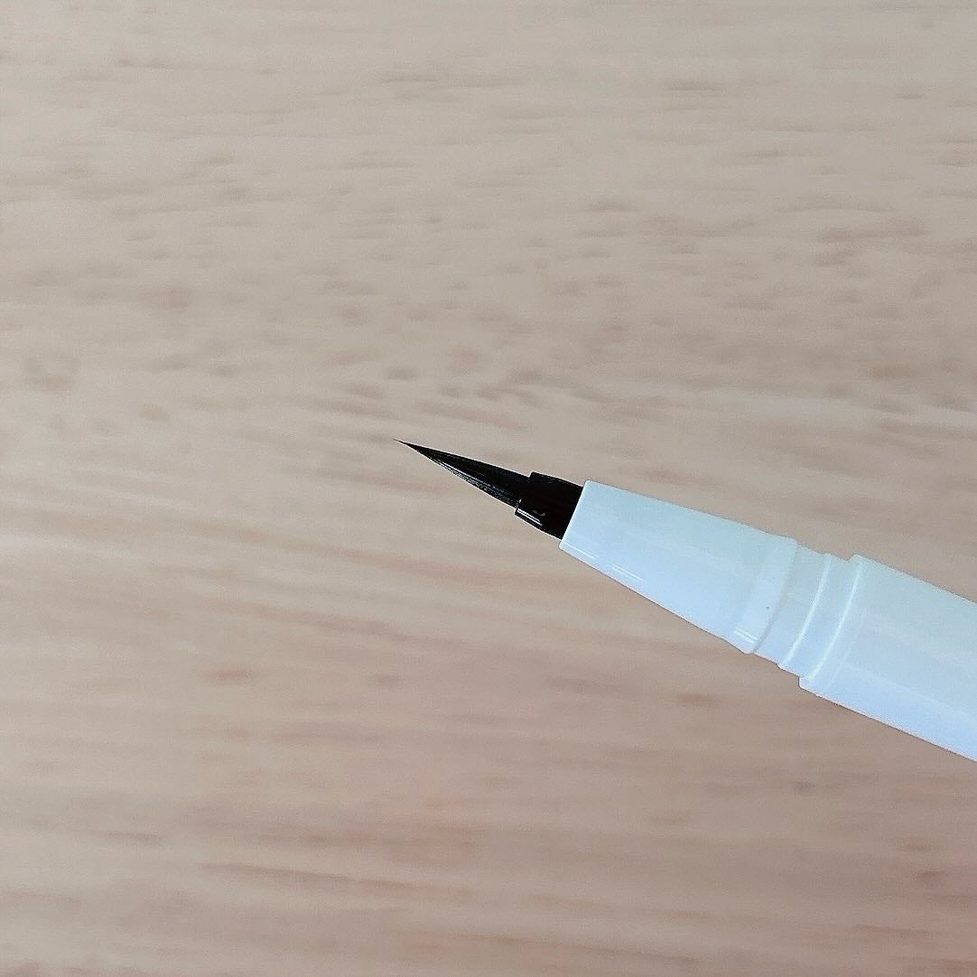 リキッドアイライナー/ルルズコスメティコ/リキッドアイライナーを使ったクチコミ(2枚目)