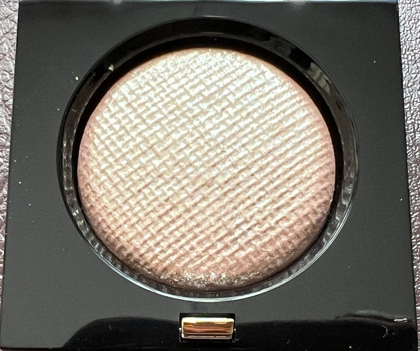 Super Shock Shadow/ColourPop/単色アイシャドウを使ったクチコミ(1枚目)