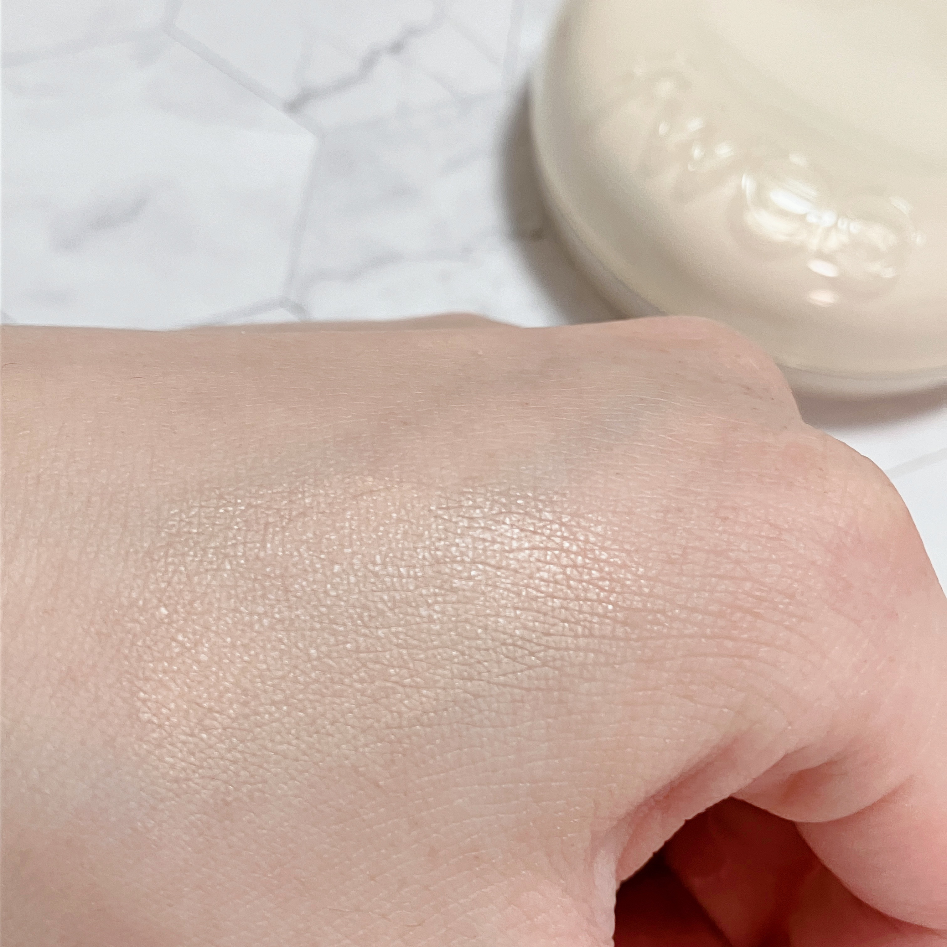 フィー クッションエッグフィットカバー/fwee/クッションファンデーションを使ったクチコミ（3枚目）