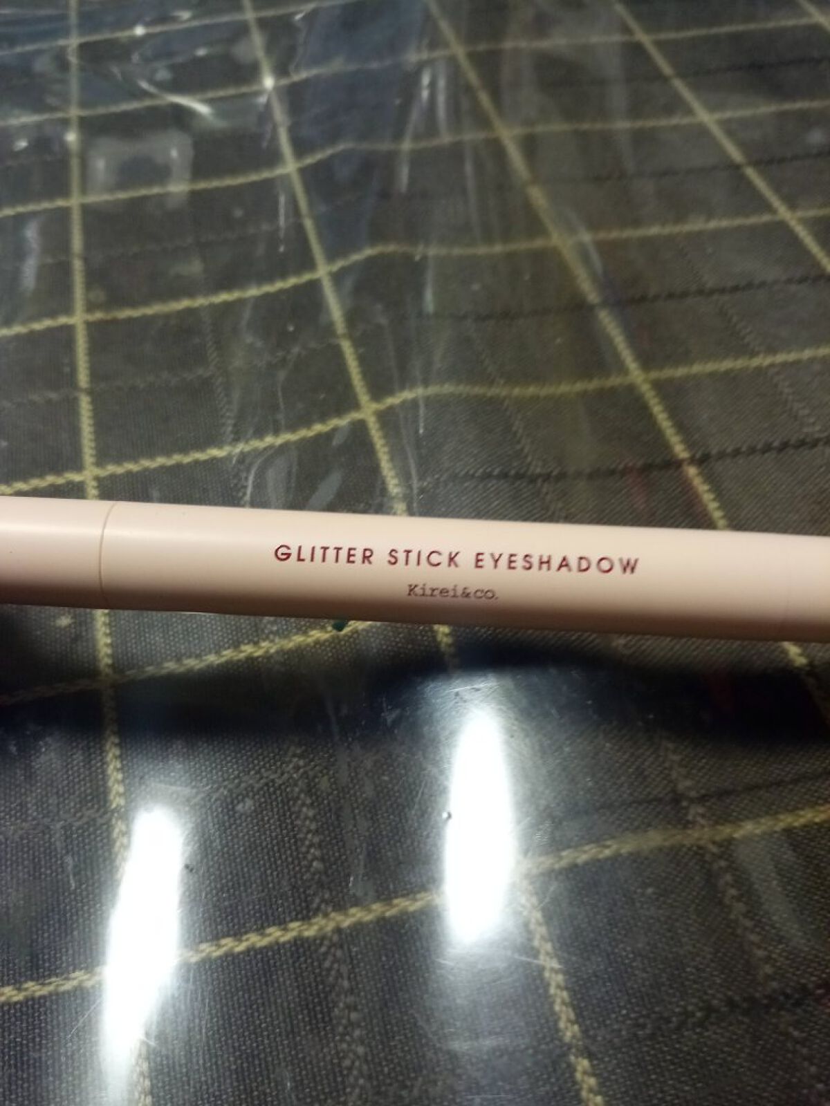 グリッタースティックアイシャドウ/Kirei&co./スティックアイシャドウを使ったクチコミ（1枚目）