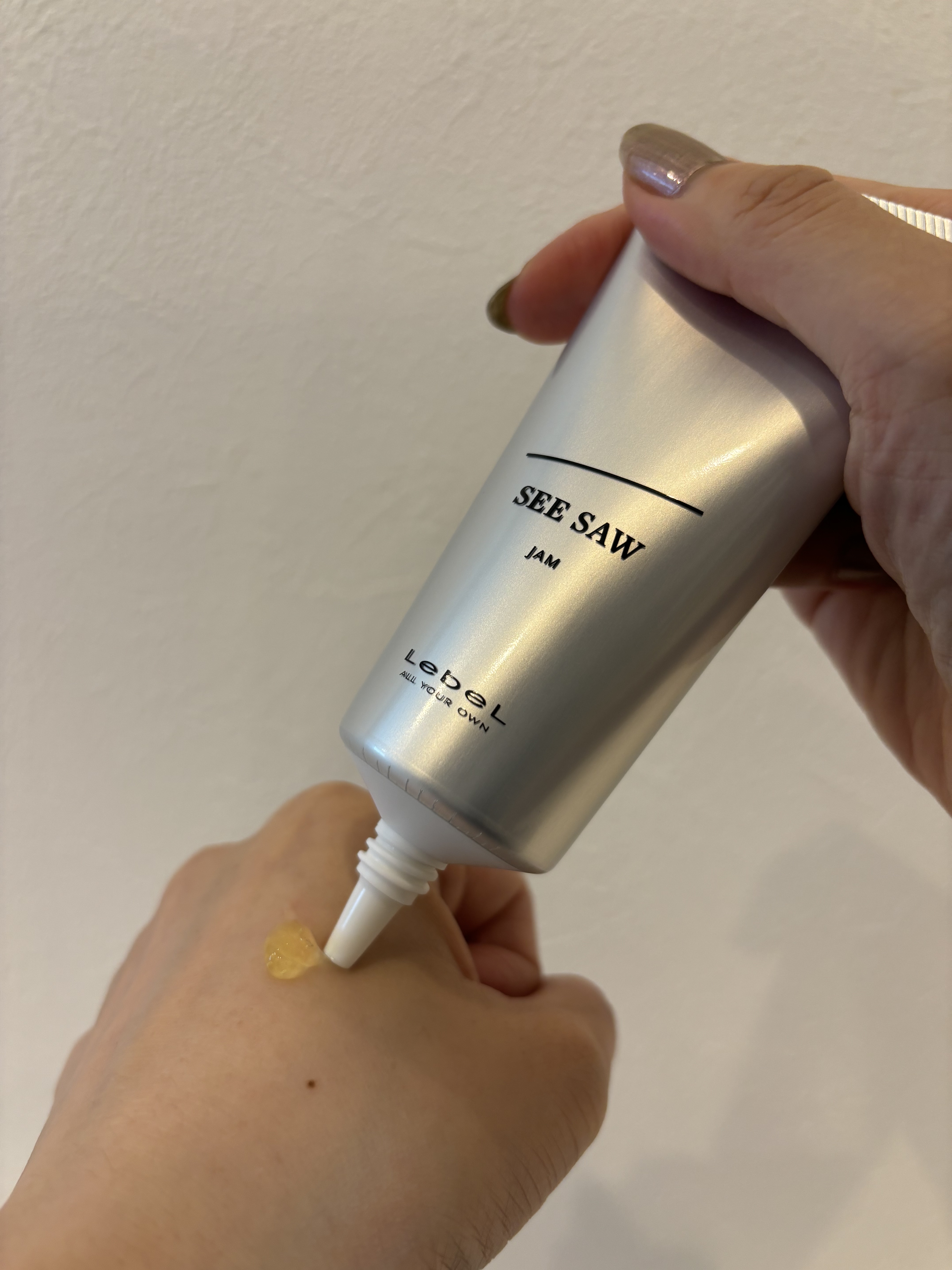 SEE/SAW ヘアメイクジャム/LebeL/ヘアジェルを使ったクチコミ（2枚目）