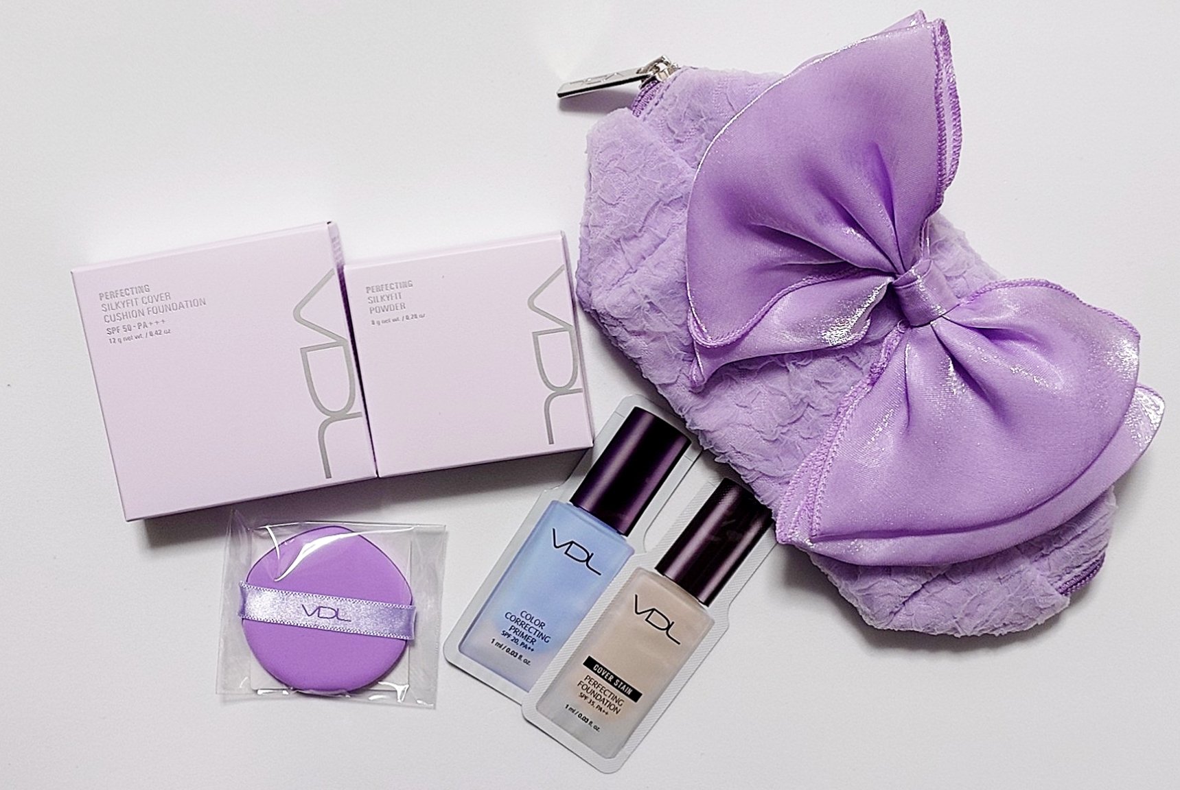 パーフェクティング シルキーフィット カバー クッション ファンデーション V03　自然なベージュオークル/VDL/クッションファンデーションを使ったクチコミ（1枚目）