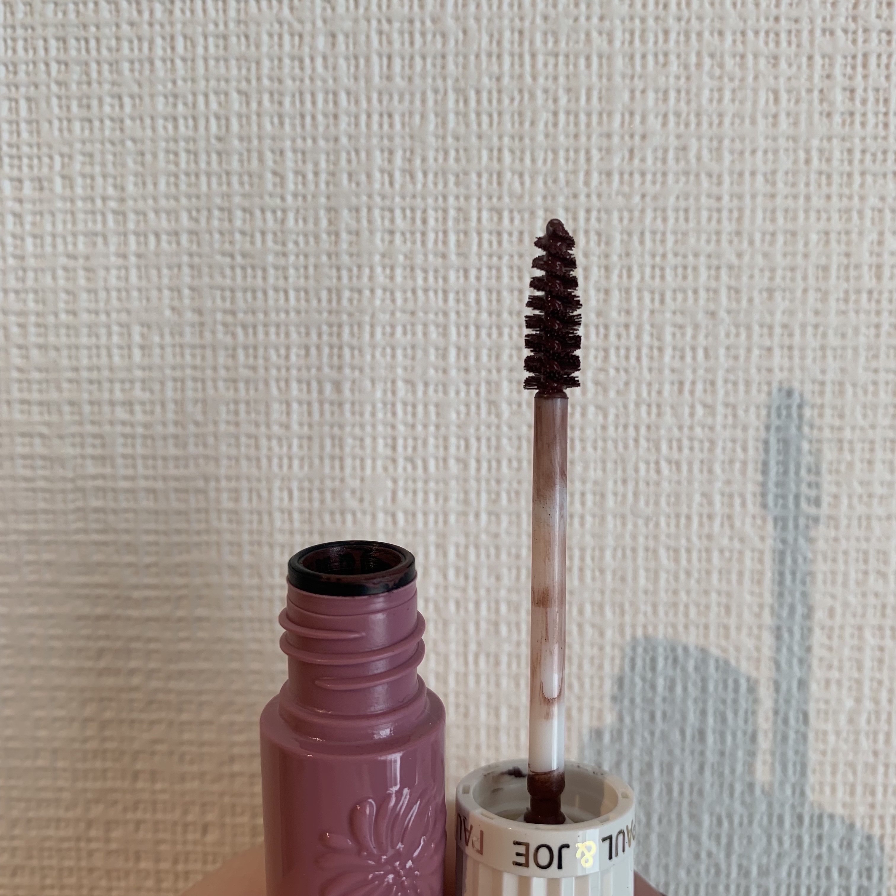 アイブロウ マスカラ 04 プラム レッド/PAUL & JOE BEAUTE/眉マスカラを使ったクチコミ（2枚目）