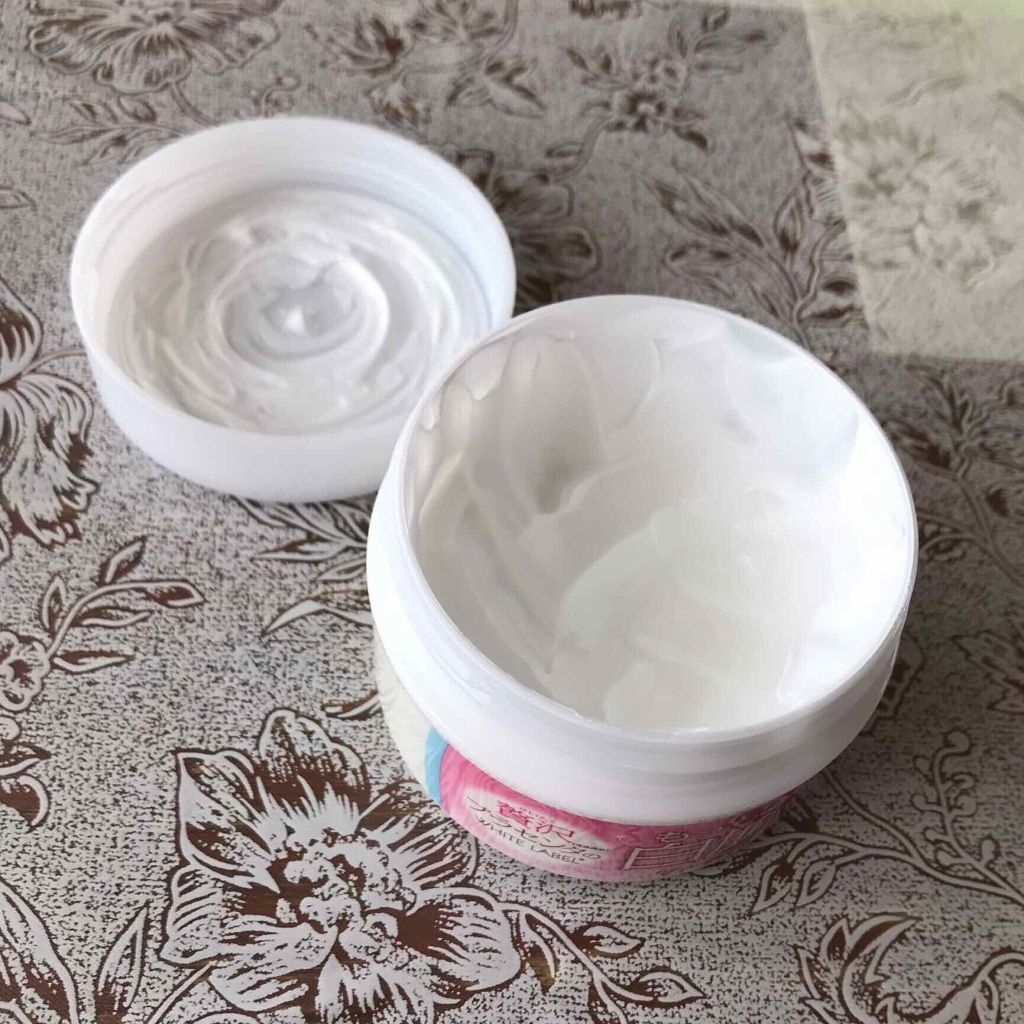 贅沢プラセンタのもっちり白肌パック/ホワイトラベル/洗い流すパック・マスクを使ったクチコミ(2枚目)