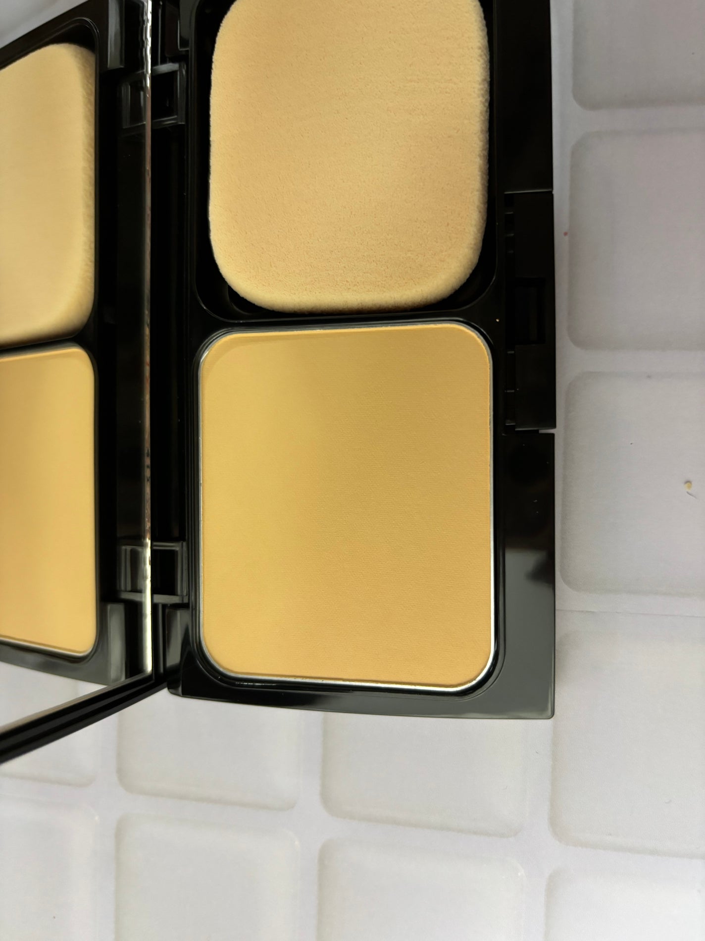 ステージパウダー/アンジエンド/パウダーファンデーションを使ったクチコミ(3枚目)