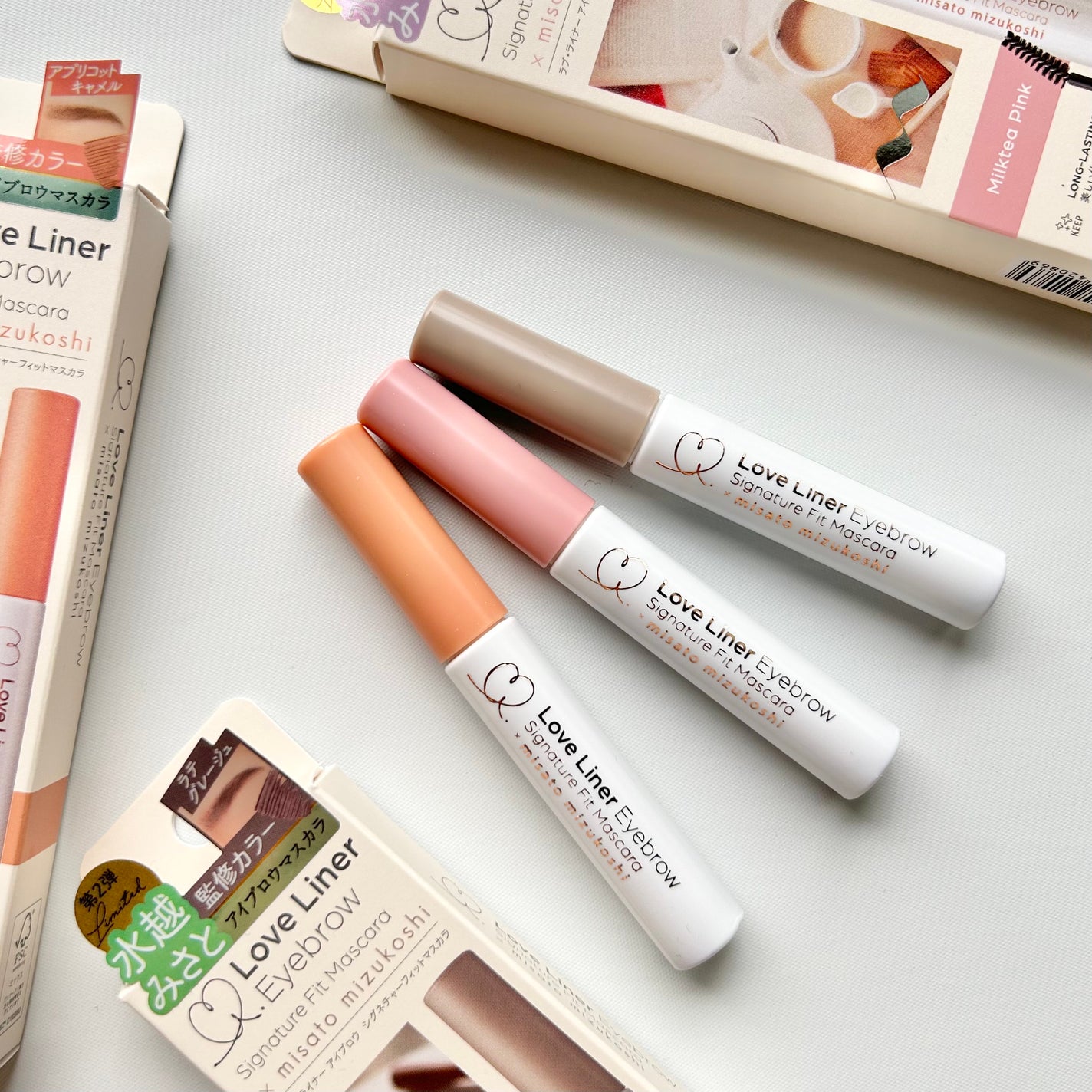 ラブ・ライナー シグネチャーフィットマスカラ MMC2<アイブロウ>/ラブ・ライナー/眉マスカラを使ったクチコミ(4枚目)