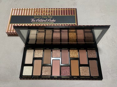 ボーン ディス ウェイ ザ ナチュラル ヌード アイシャドウ パレット/Too Faced/パウダーアイシャドウを使ったクチコミ（1枚目）