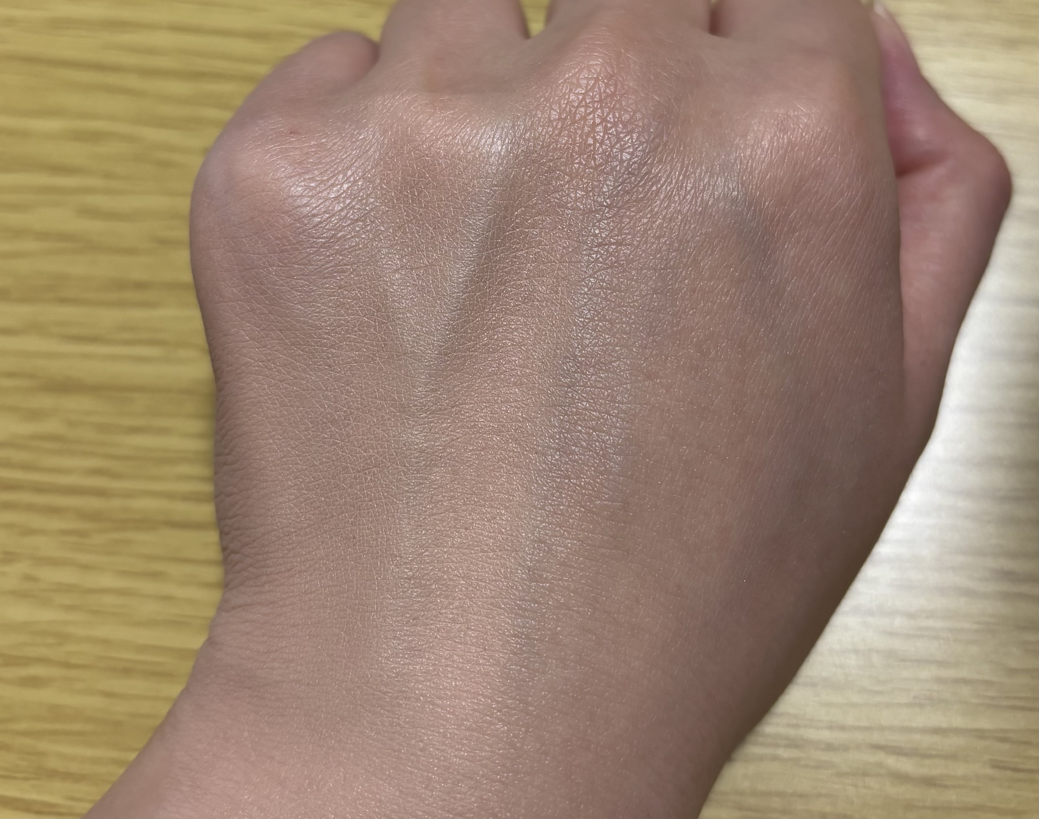 ラスティングカバーファンデーション 00 明るいベージュ系/CEZANNE/リキッドファンデーションを使ったクチコミ（2枚目）