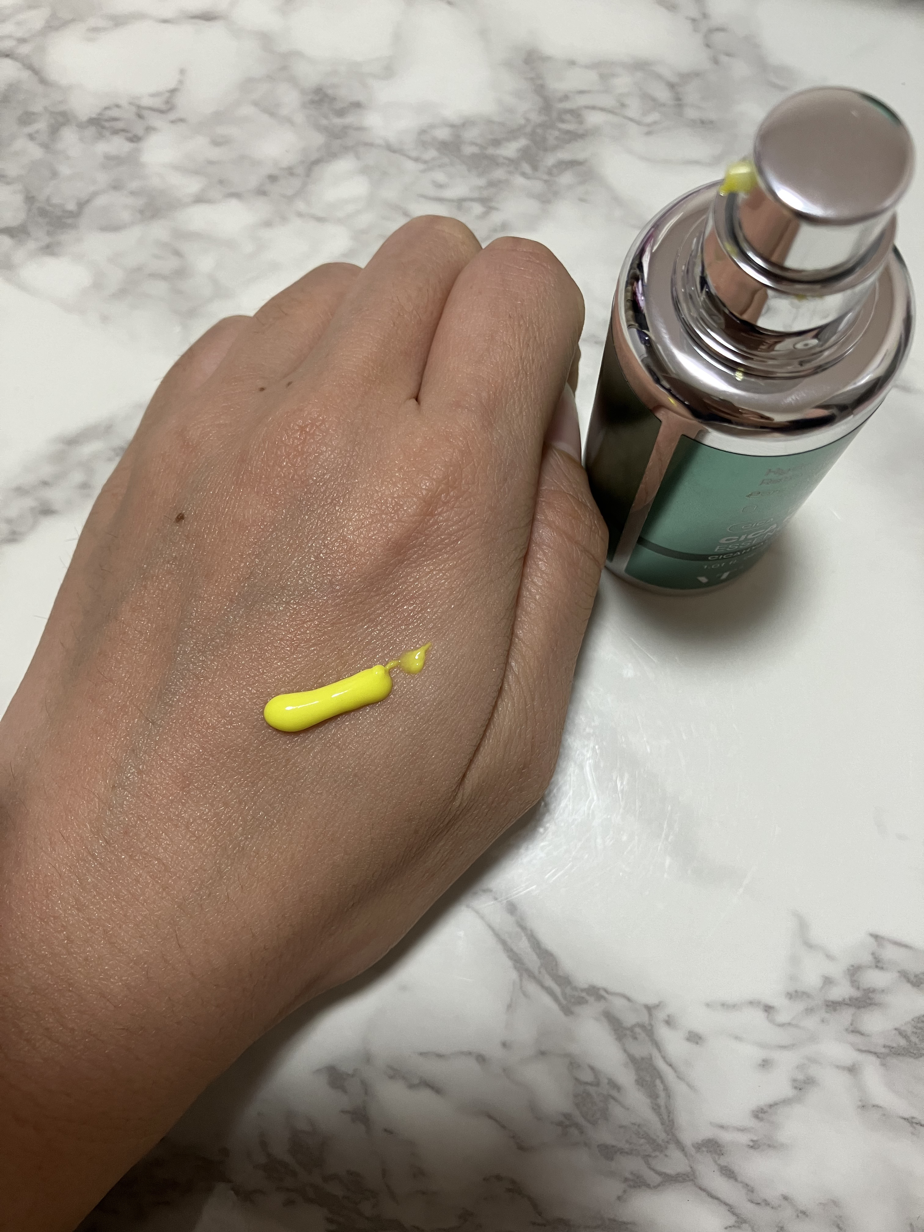 シカレチA エッセンス0.7/VT/美容液を使ったクチコミ（2枚目）