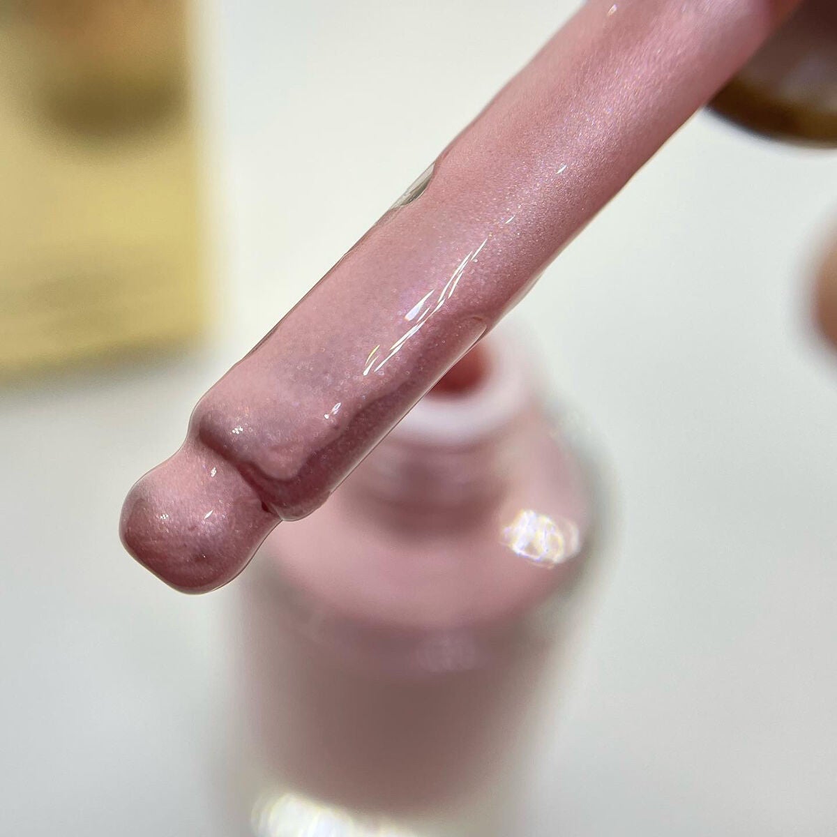 ソーラーグロウ ユニバーサル イルミネーティングドロップス/DOLCE&GABBANA BEAUTY/化粧下地を使ったクチコミ(2枚目)