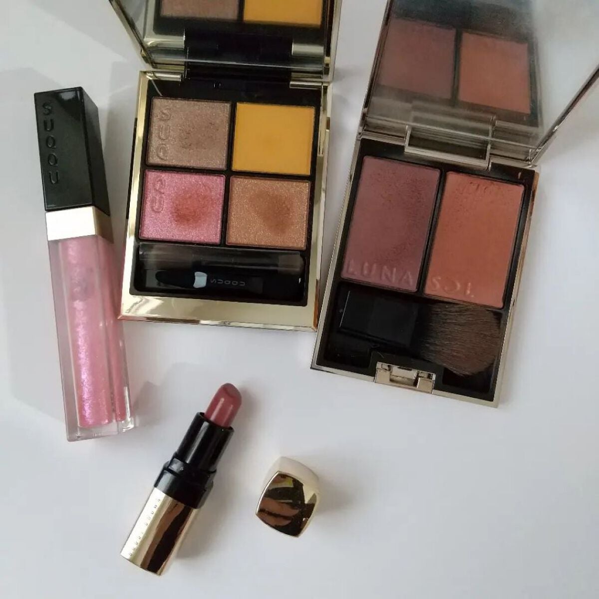 グロウ タッチ アイズ/SUQQU/リキッドアイシャドウを使ったクチコミ(1枚目)