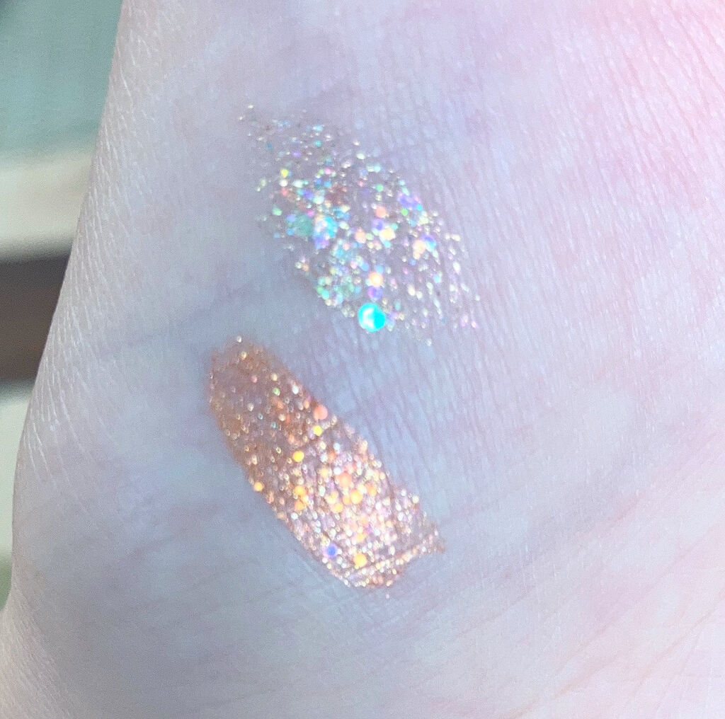 ブリンリキッドグリッターライナー/BLING GLOW/グリッターを使ったクチコミ（2枚目）