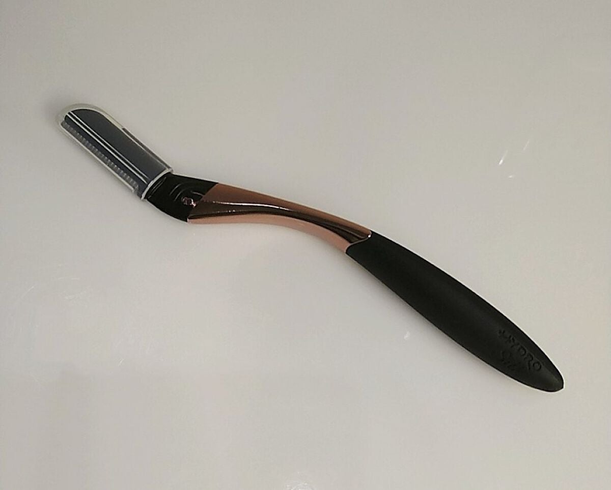 サロンプラス トーンアップ フェイススムーサー ホルダー(刃付き)/サロンプラス/シェーバーを使ったクチコミ(2枚目)