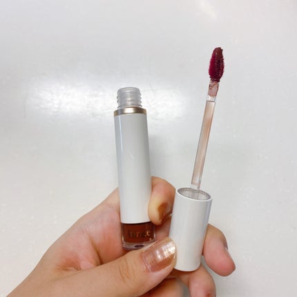 ムードインハンサーウォーターリキッドグロウ W010 リマーカブル(日本限定色)/hince/口紅を使ったクチコミ(2枚目)