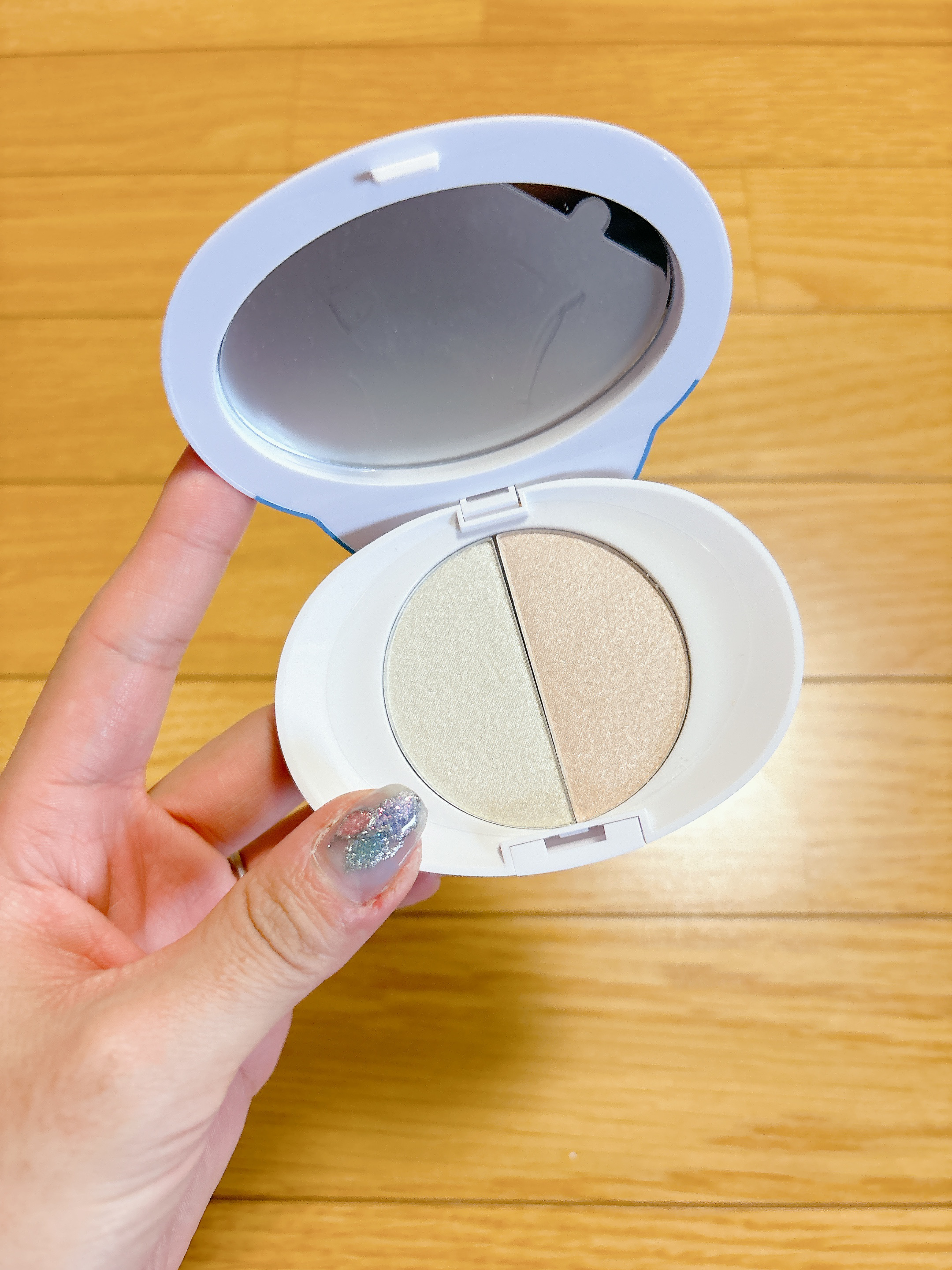 SHOBIDO CWハイライター のクチコミ「SHOBIDO CWハイライター

この守りたい笑顔と目が合ってしまい
気付いたら連れ帰ってい.....」（2枚目）