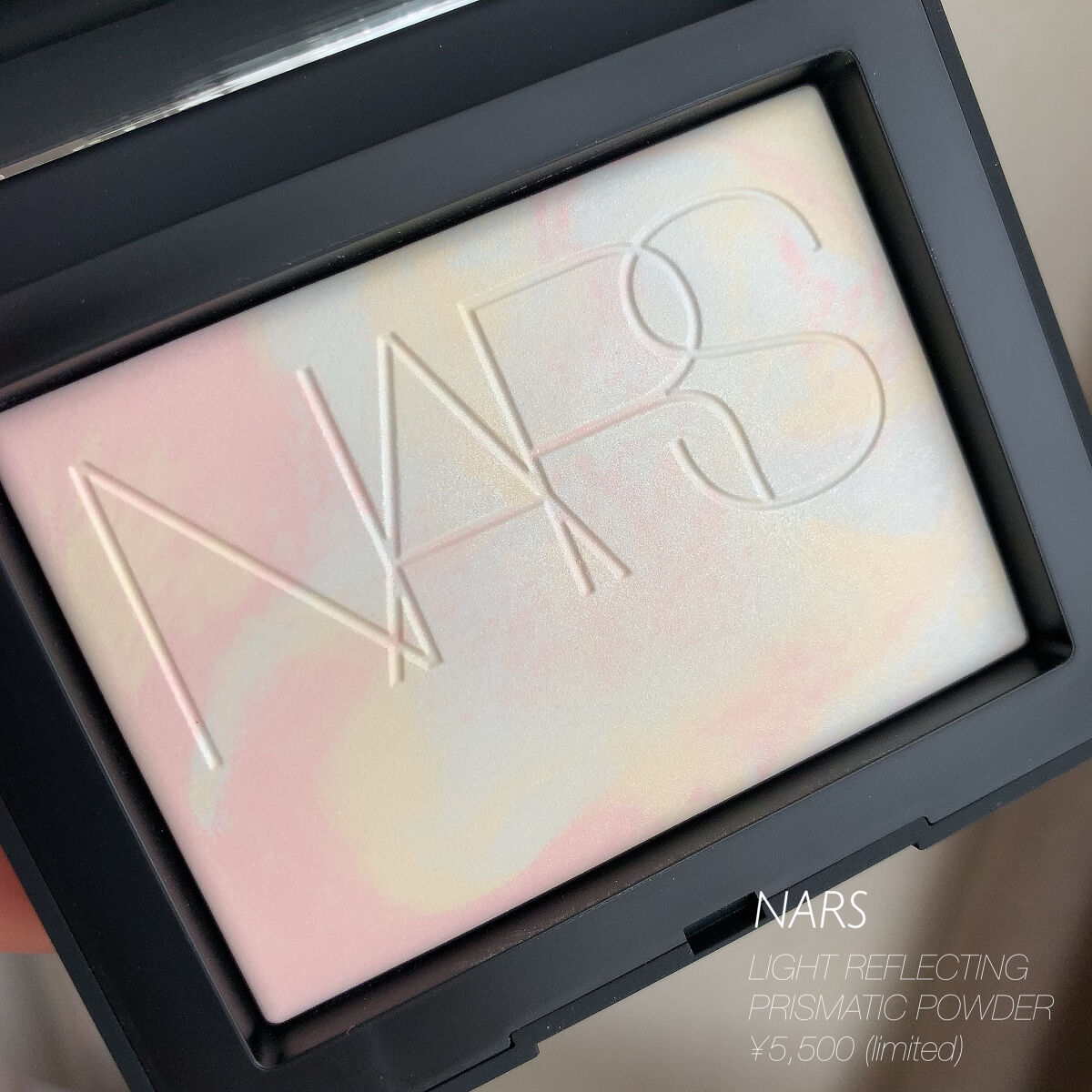 ライトリフレクティング プリズマティックパウダー/NARS/プレストパウダーを使ったクチコミ（1枚目）